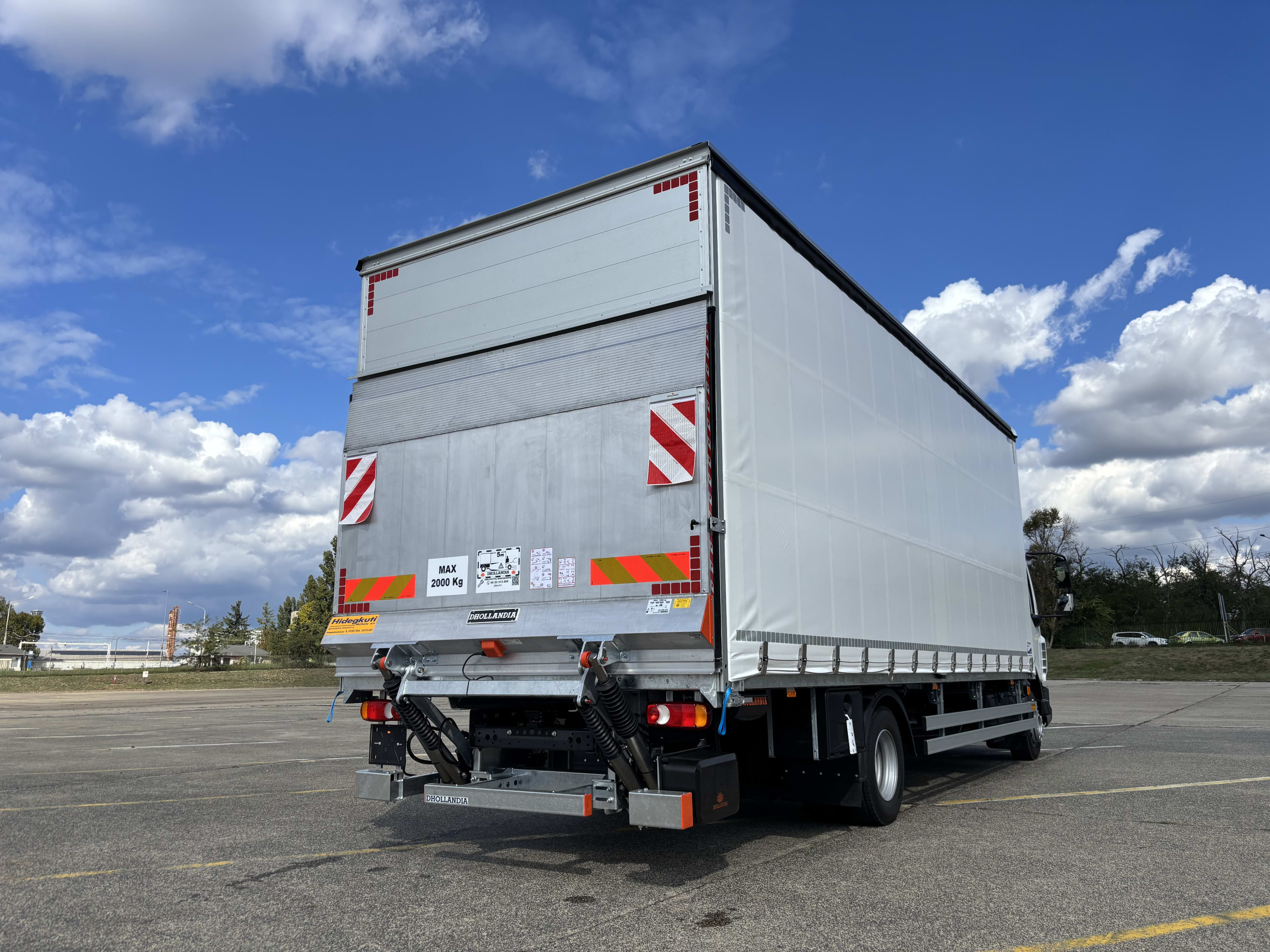 DAF XB 210 FA 4X2 0
