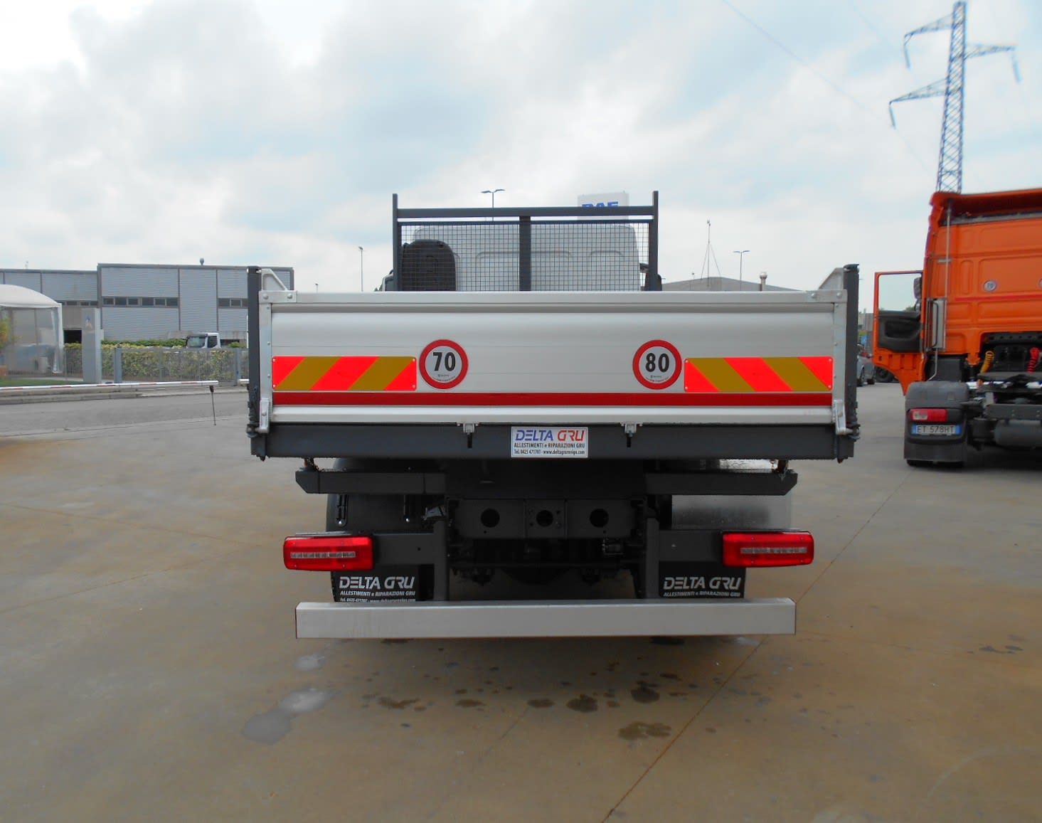 DAF XB 210 FA 4X2 0