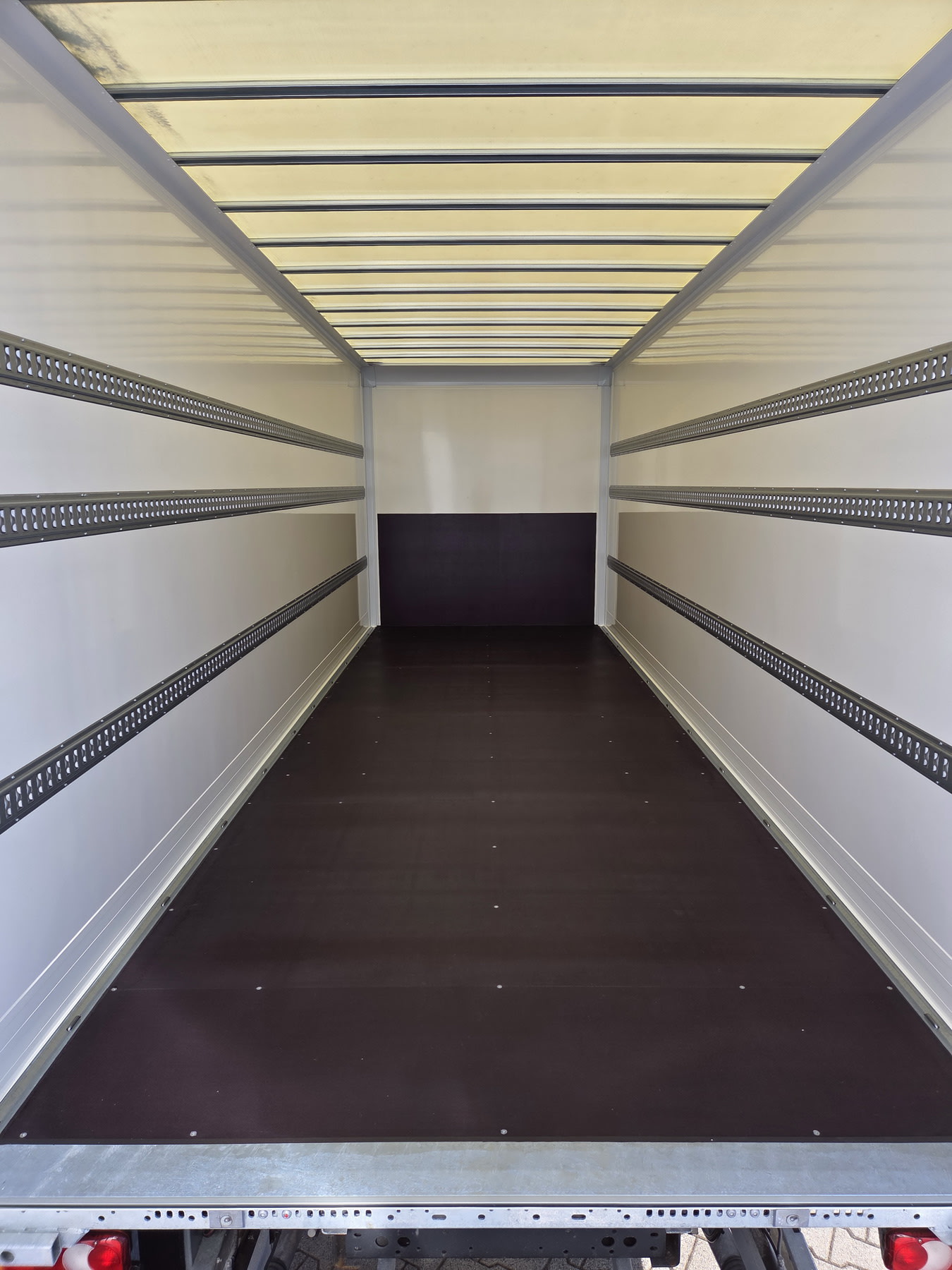 DAF XB 210 FA 4X2 5