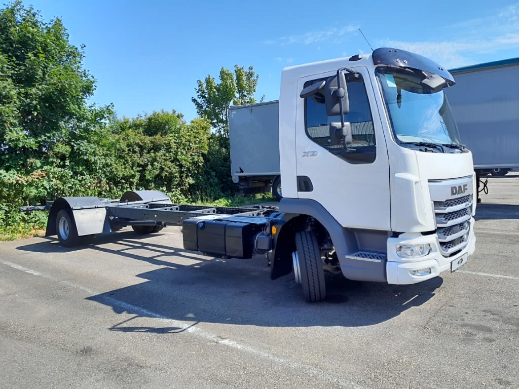 DAF XB 260 FA 4X2 4