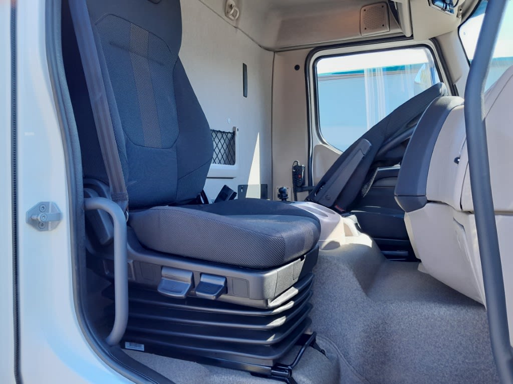 DAF XB 260 FA 4X2 41