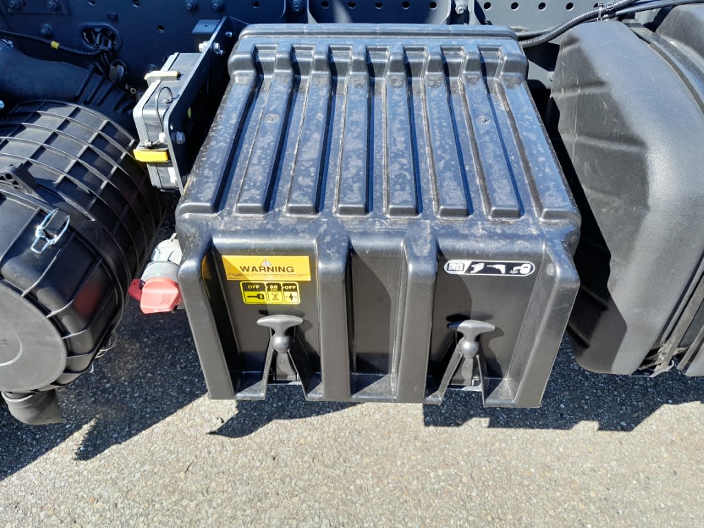 DAF XB 260 FA 4X2 17