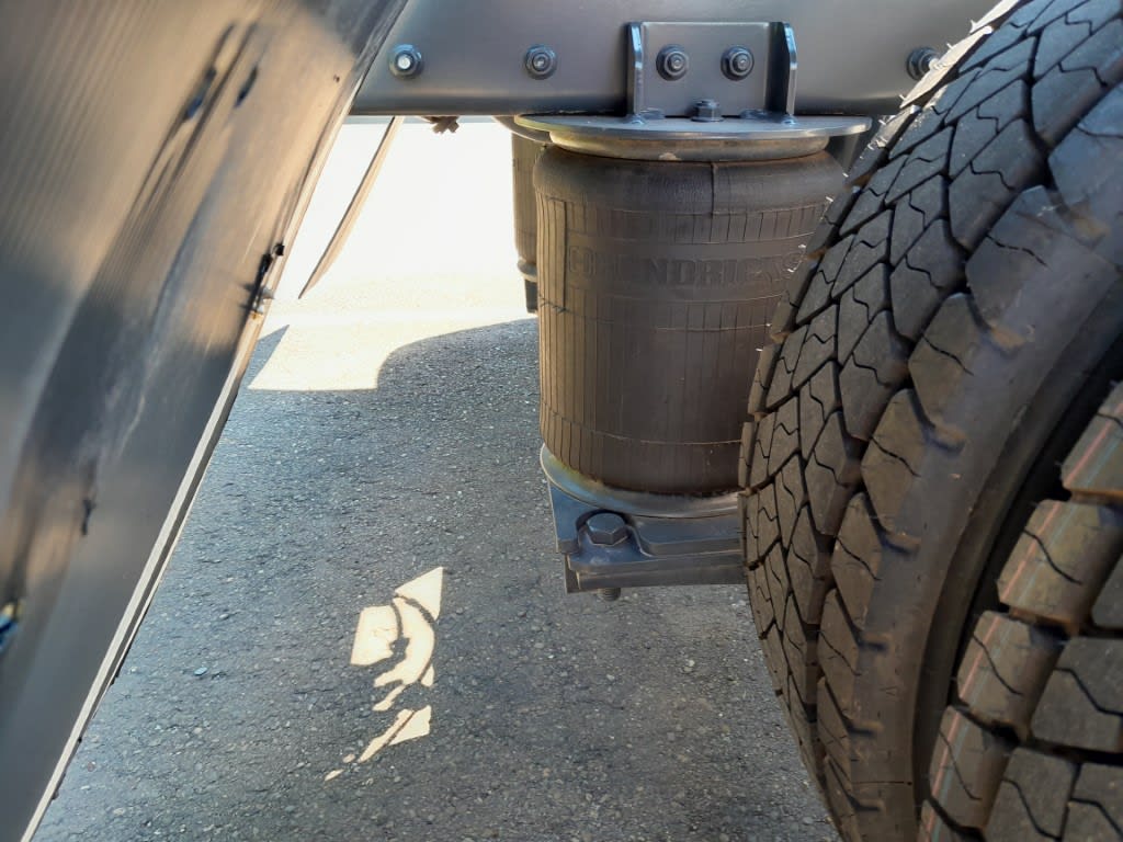 DAF XB 260 FA 4X2 13