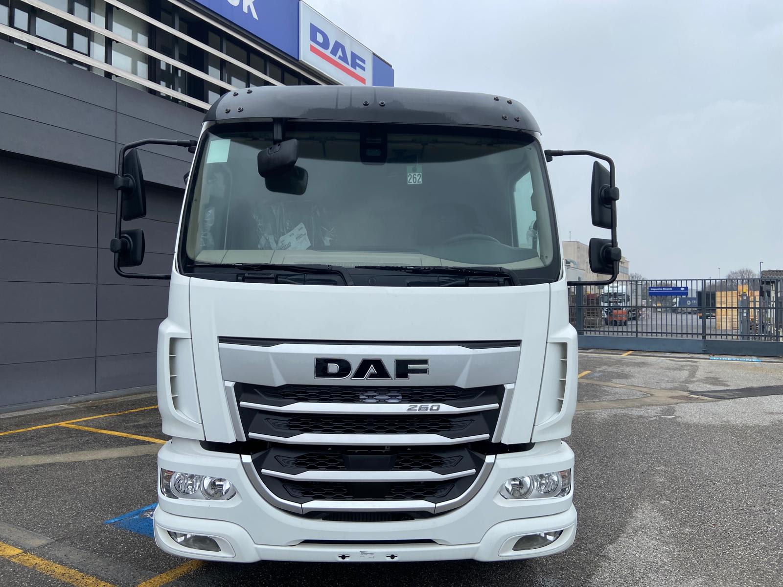 DAF XB 260 FA 4X2 0