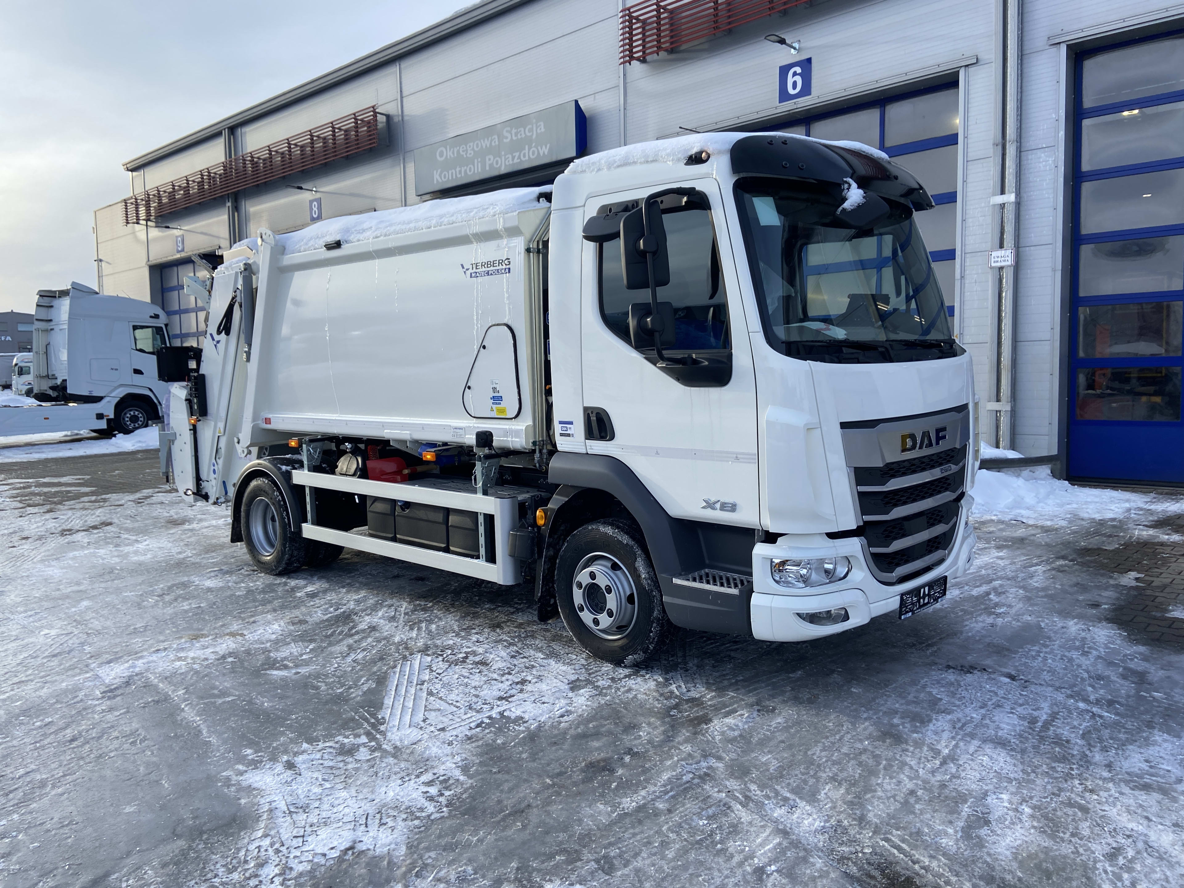 DAF XB 260 FA 4X2 0