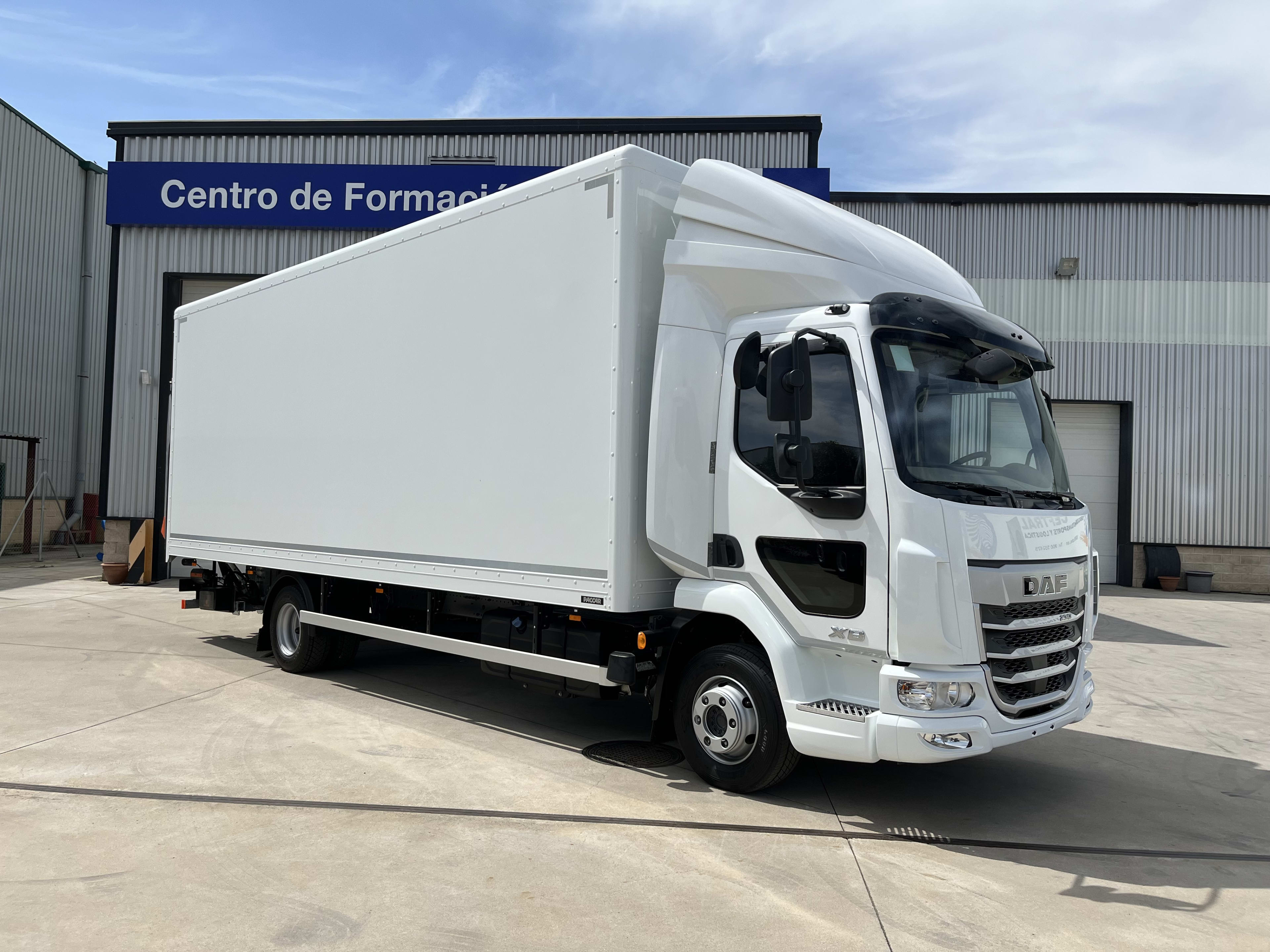 DAF XB 230 FA 4X2 0