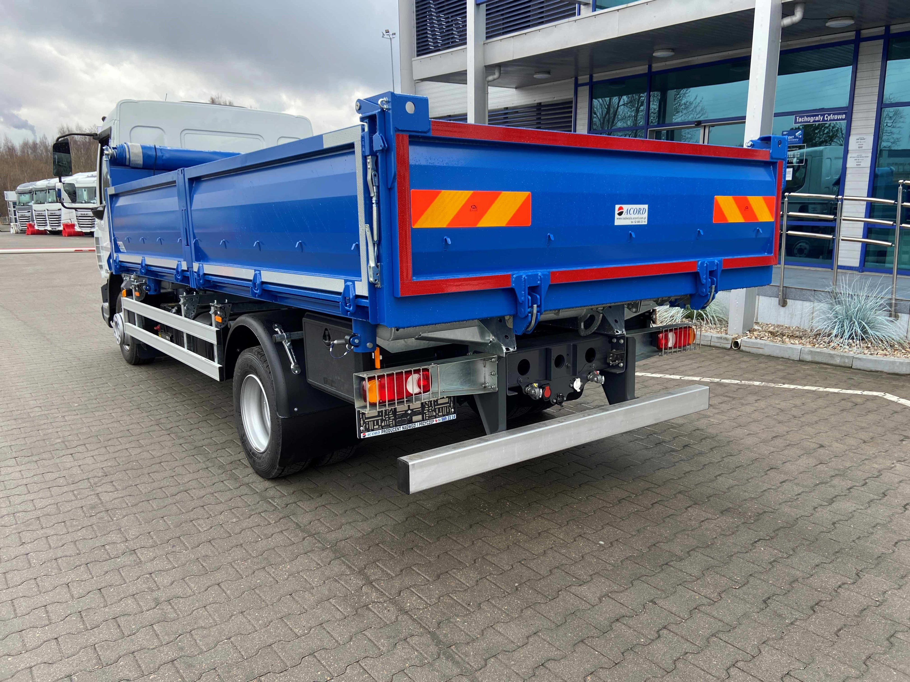 DAF XB 230 FA 4X2 12