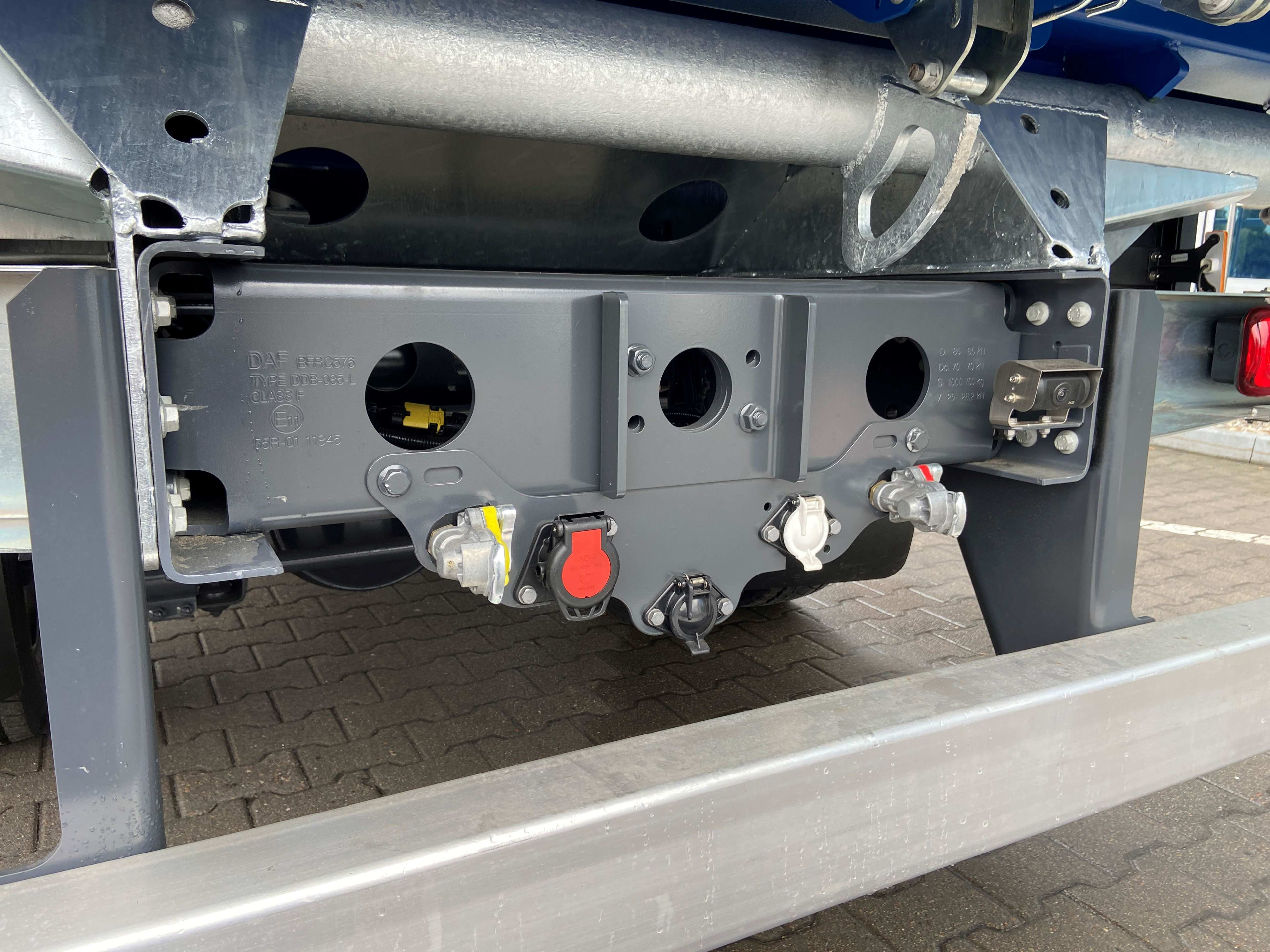 DAF XB 230 FA 4X2 15