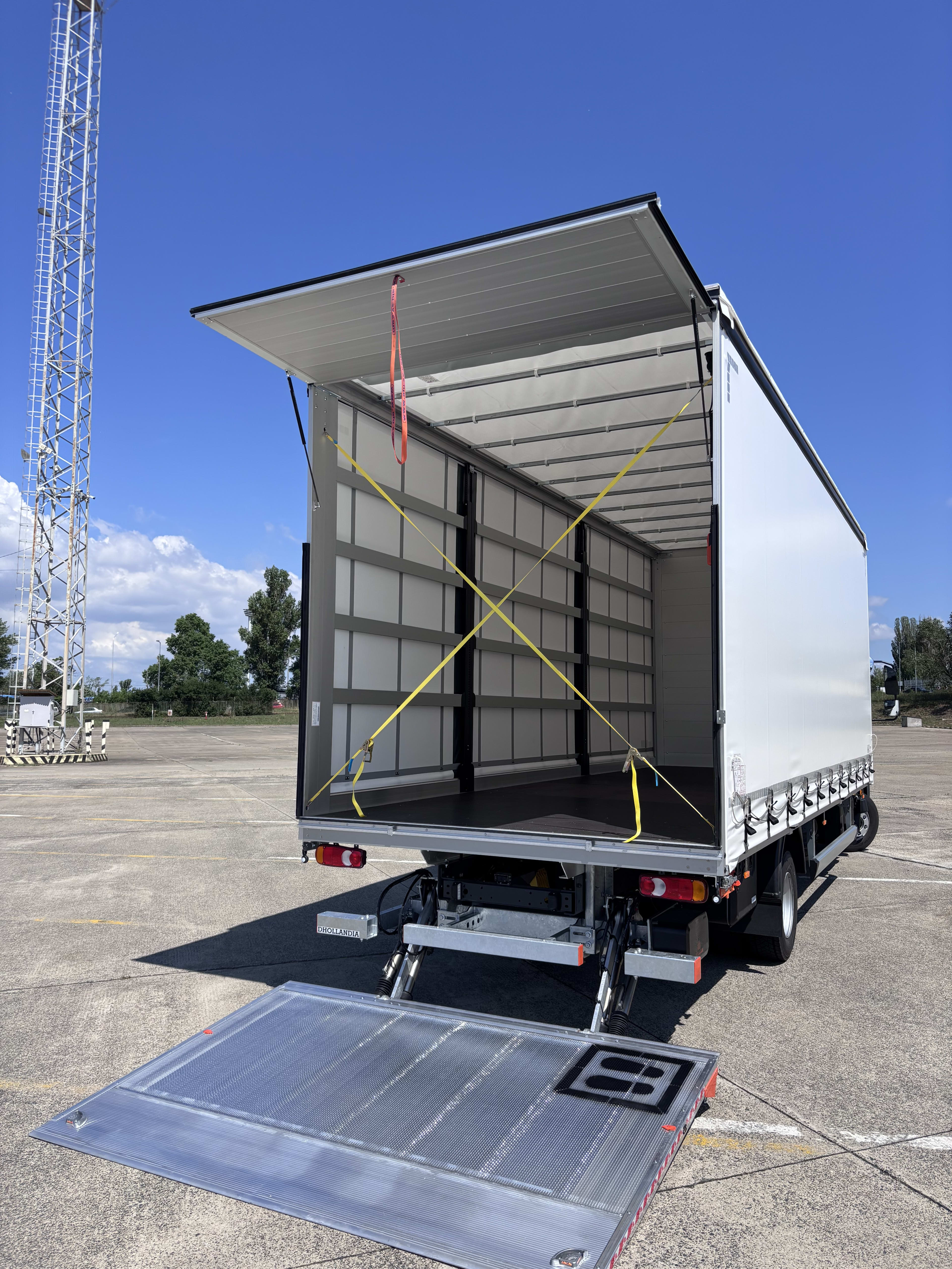 DAF XB 230 FA 4X2 6