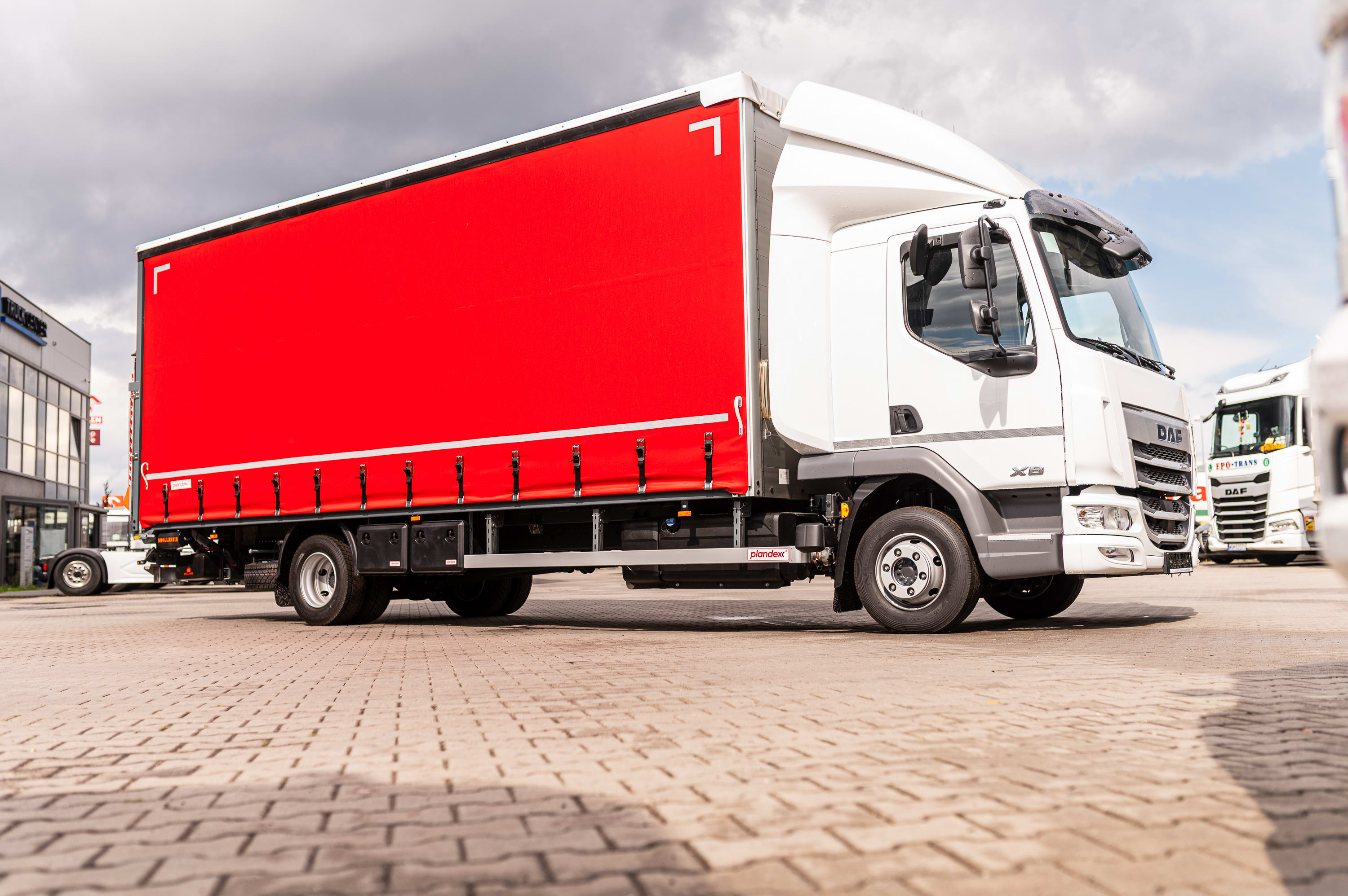 DAF XB 260 FA 4X2 2