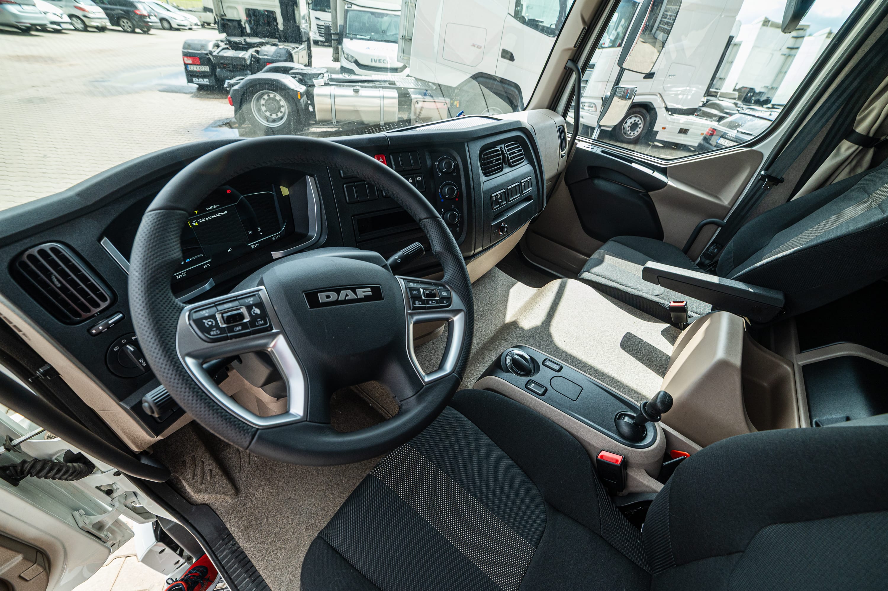 DAF XB 260 FA 4X2 7