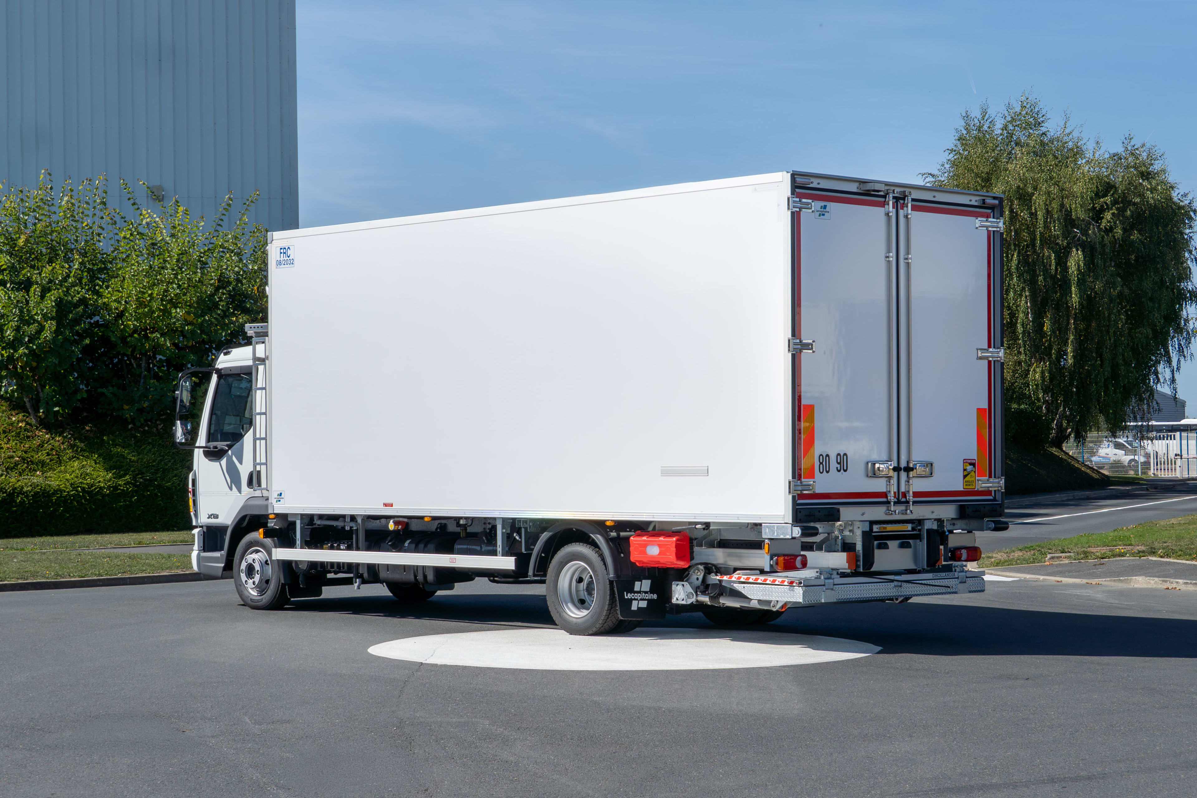 DAF XB 230 FA 4X2 1