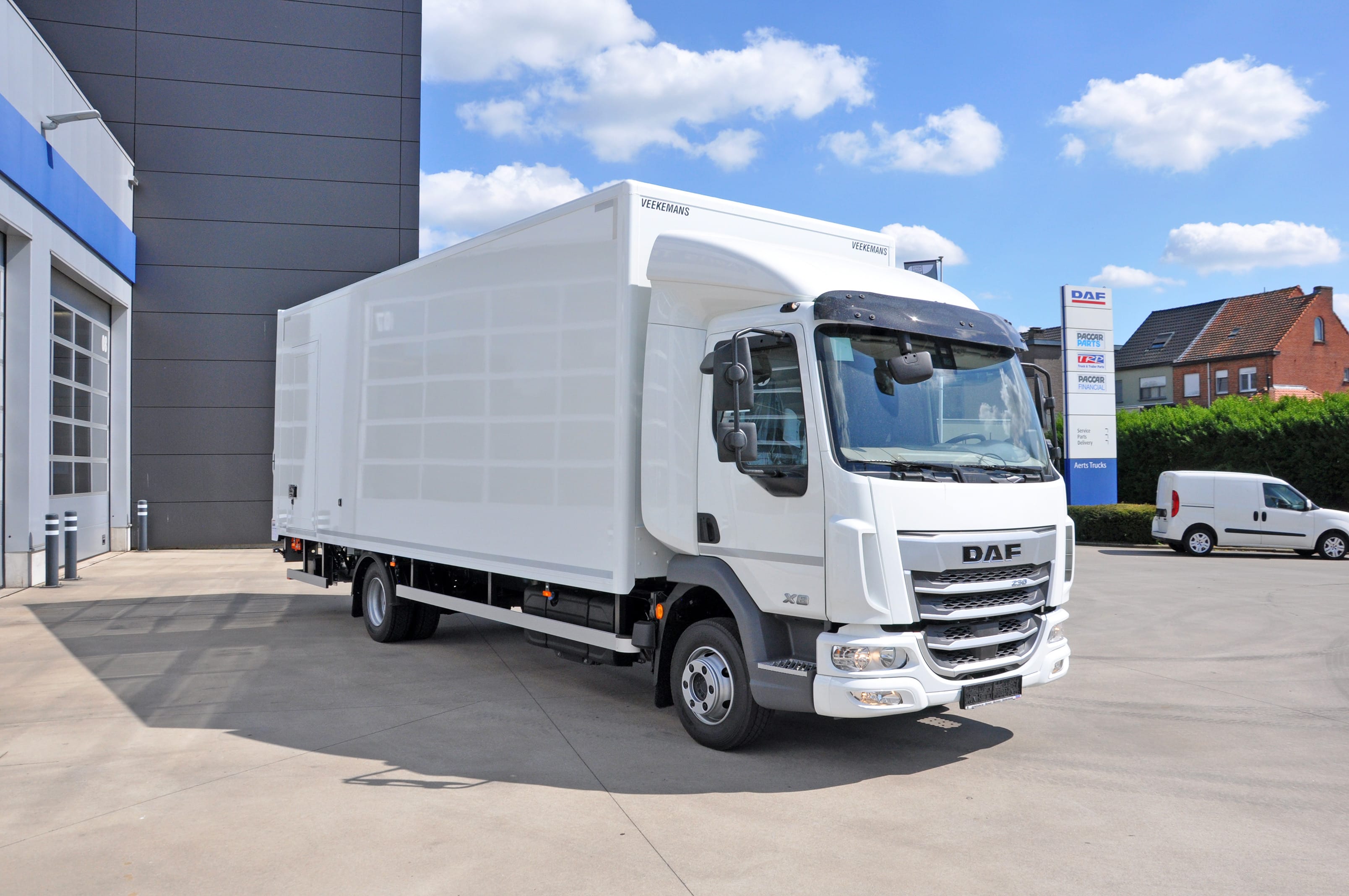 DAF XB 230 FA 4X2 5
