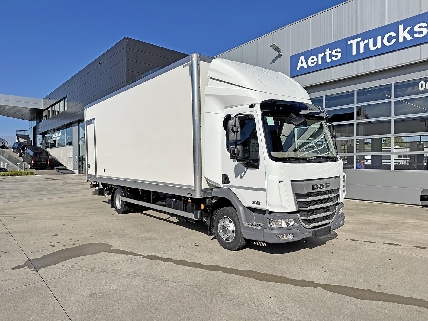 DAF XB 230 FA 4X2 9