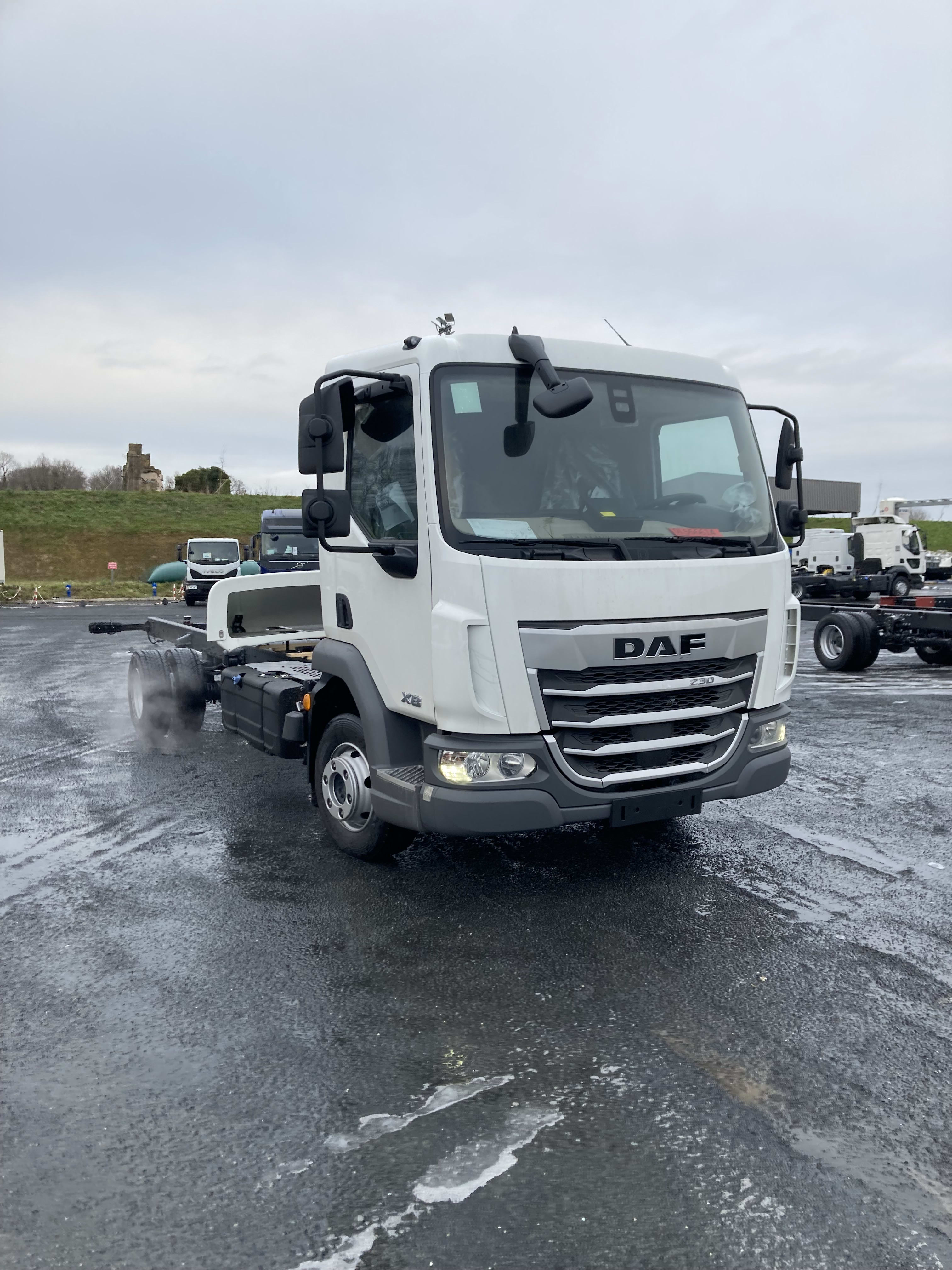 DAF XB 230 FA 4X2 0