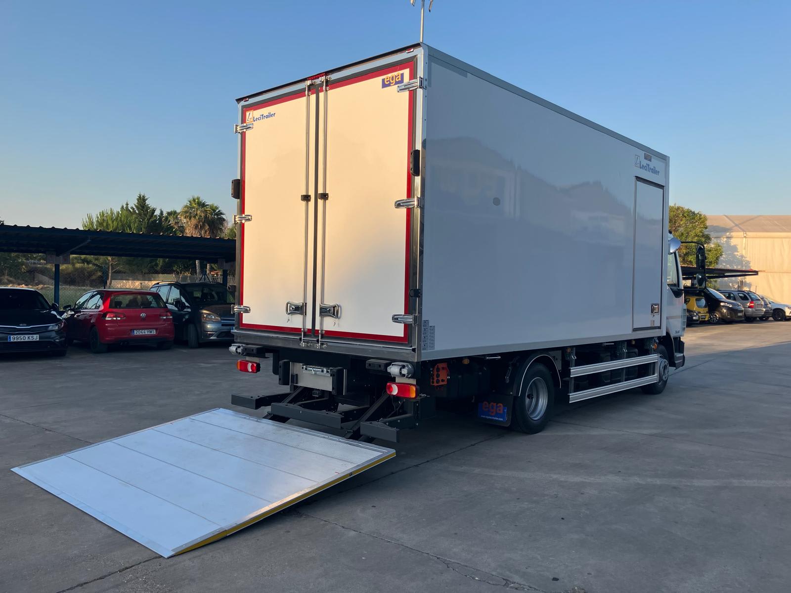 DAF XB 260 FA 4X2 7