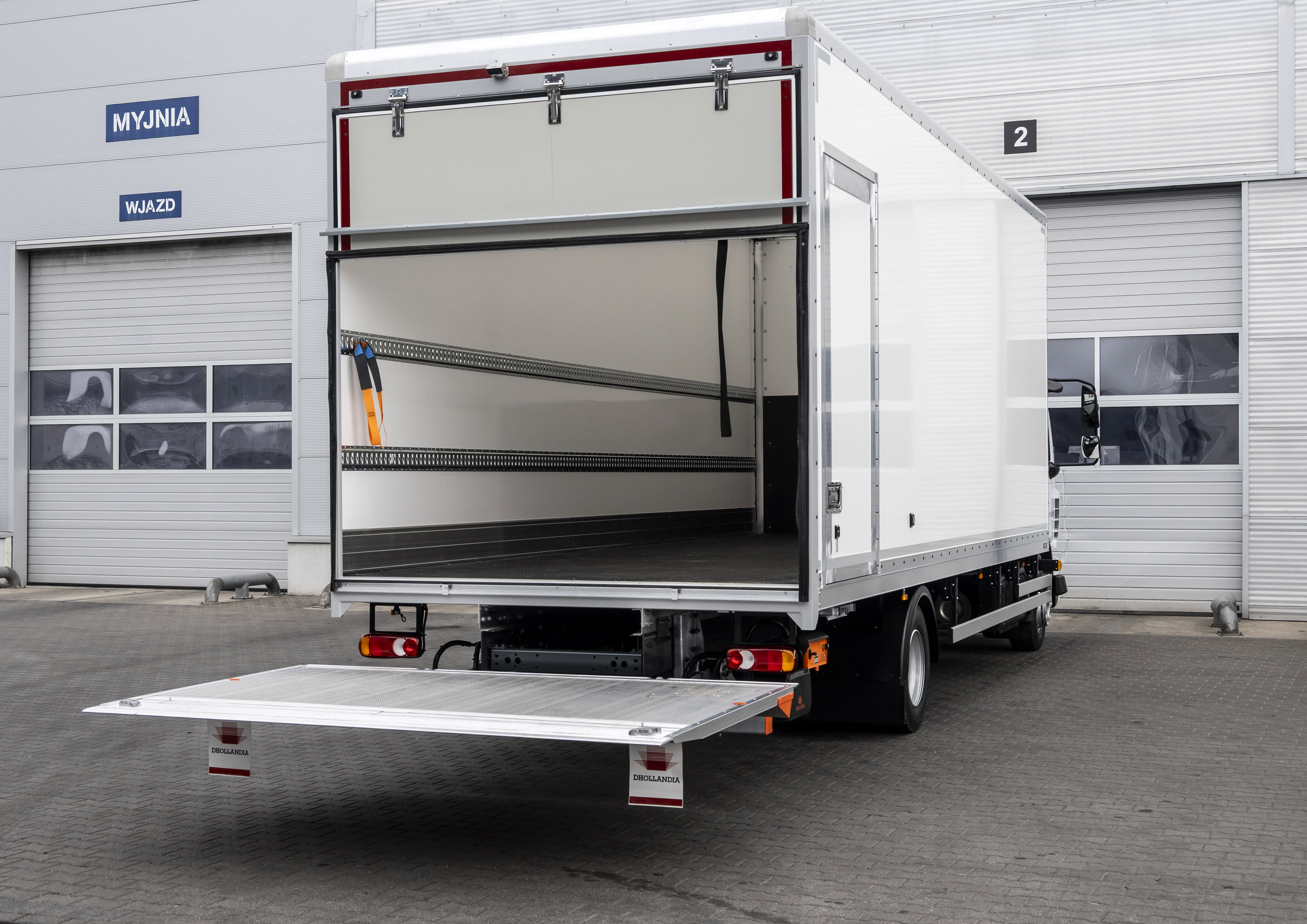 DAF XB 260 FA 4X2 7