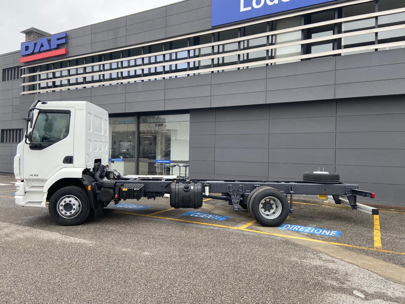 DAF XB 260 FA 4X2 0