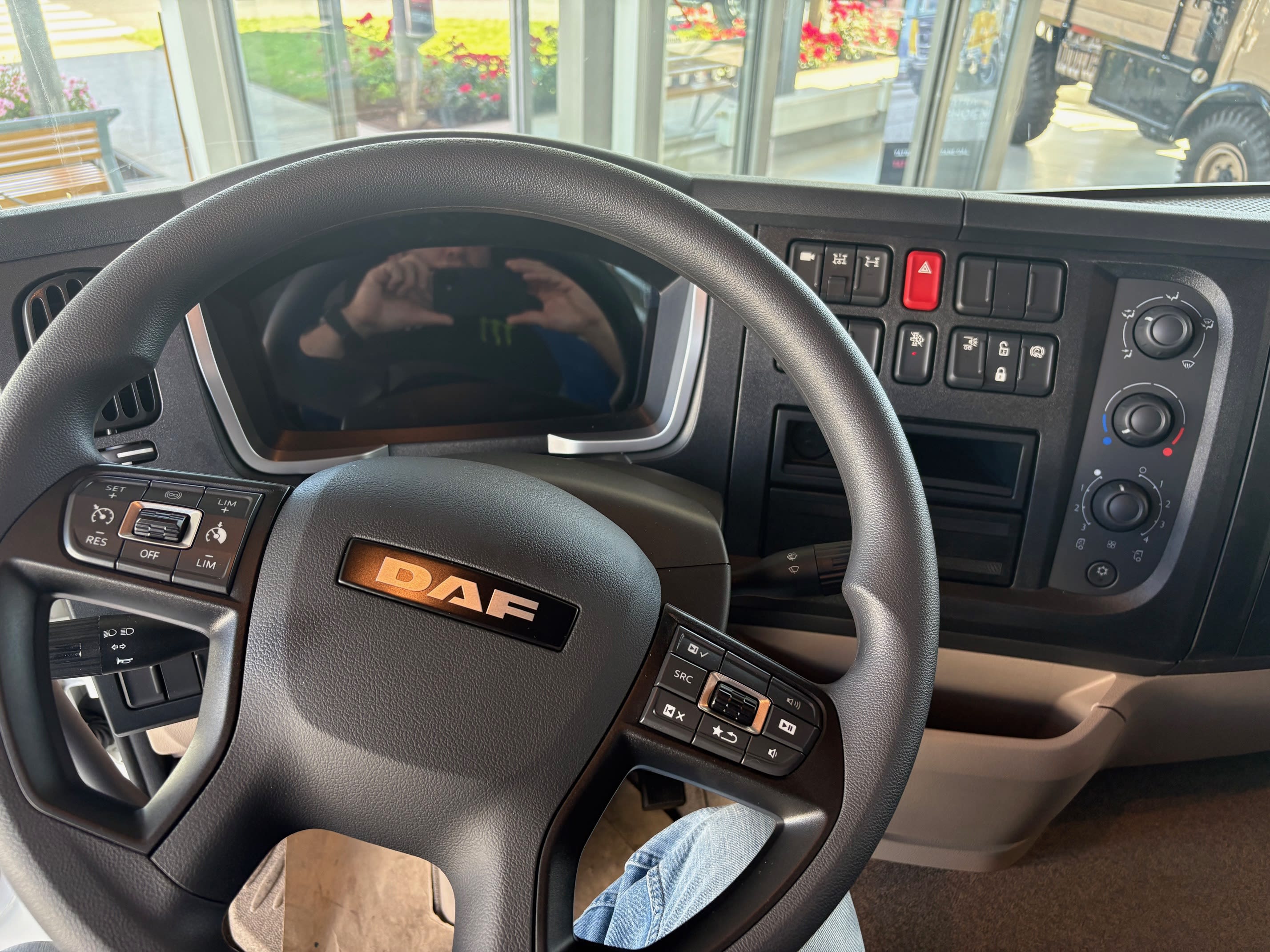 DAF XB 290 FA 4X2 10