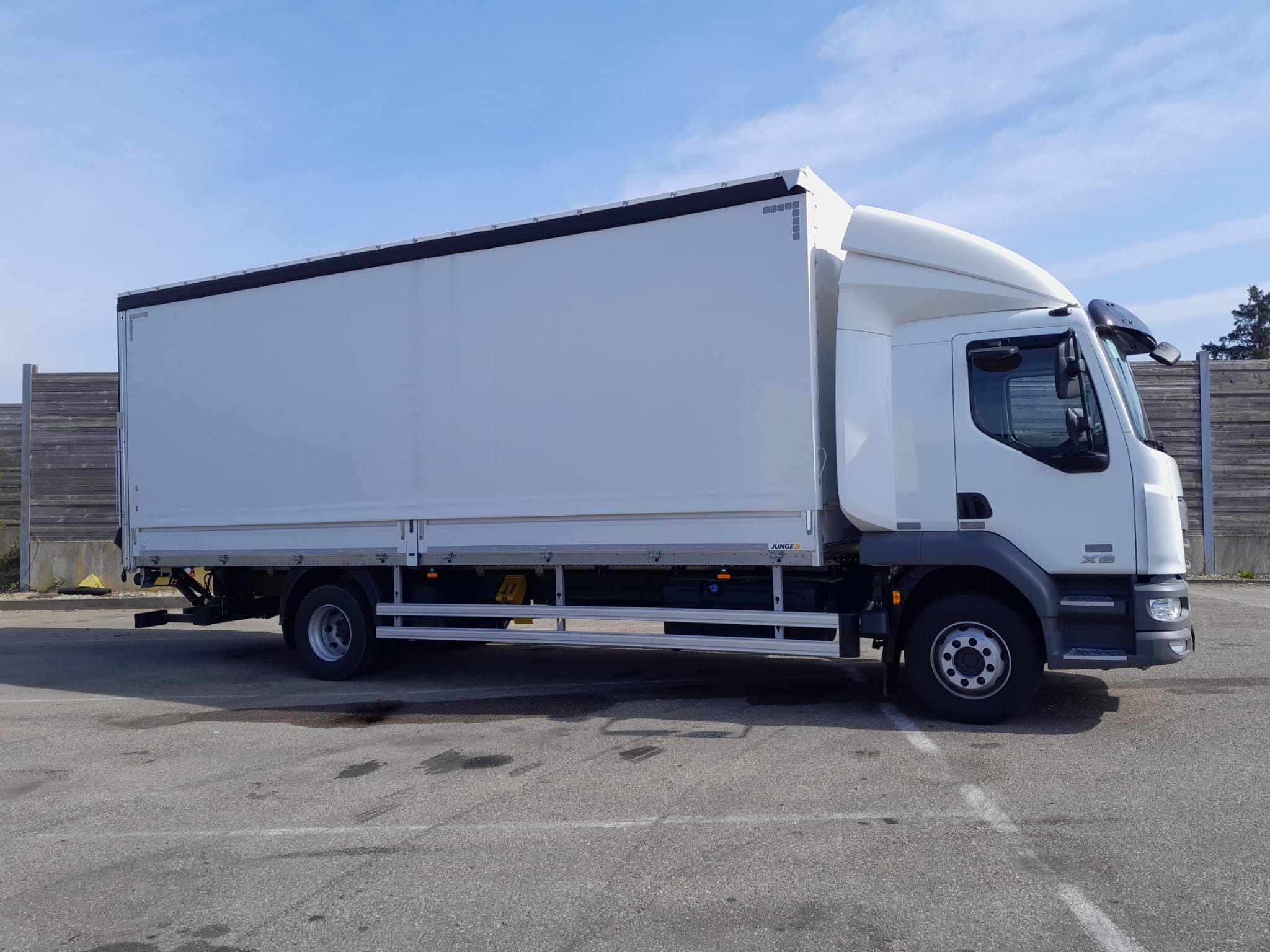DAF XB 290 FA 4X2 7