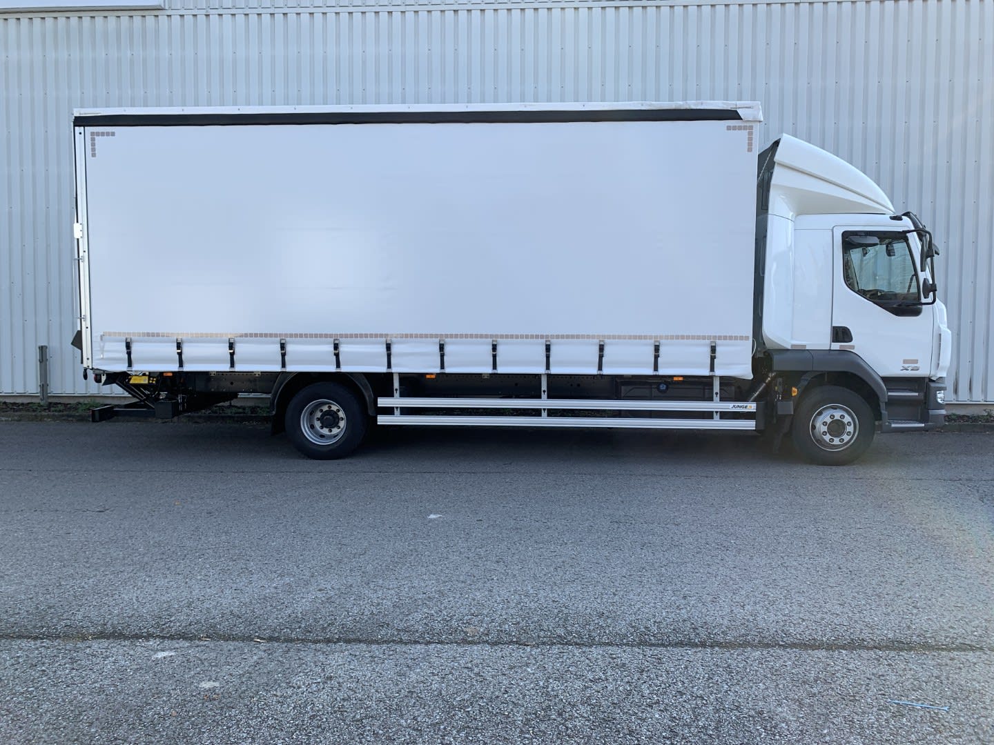 DAF XB 290 FA 4X2 6