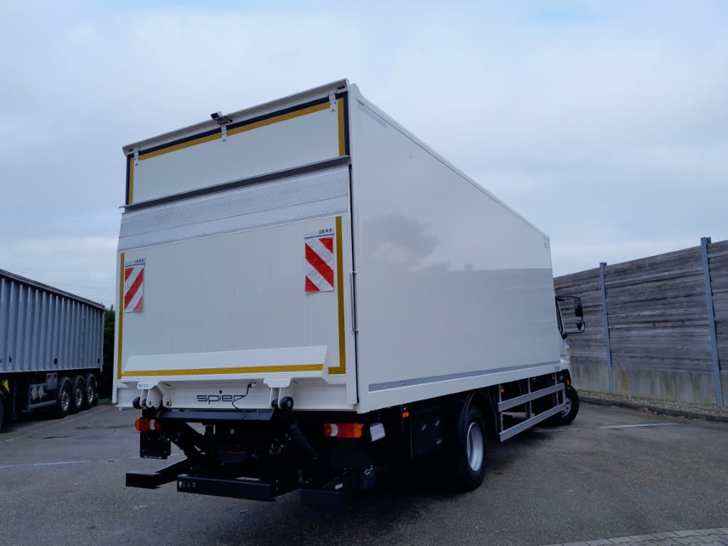 DAF XB 290 FA 4X2 7