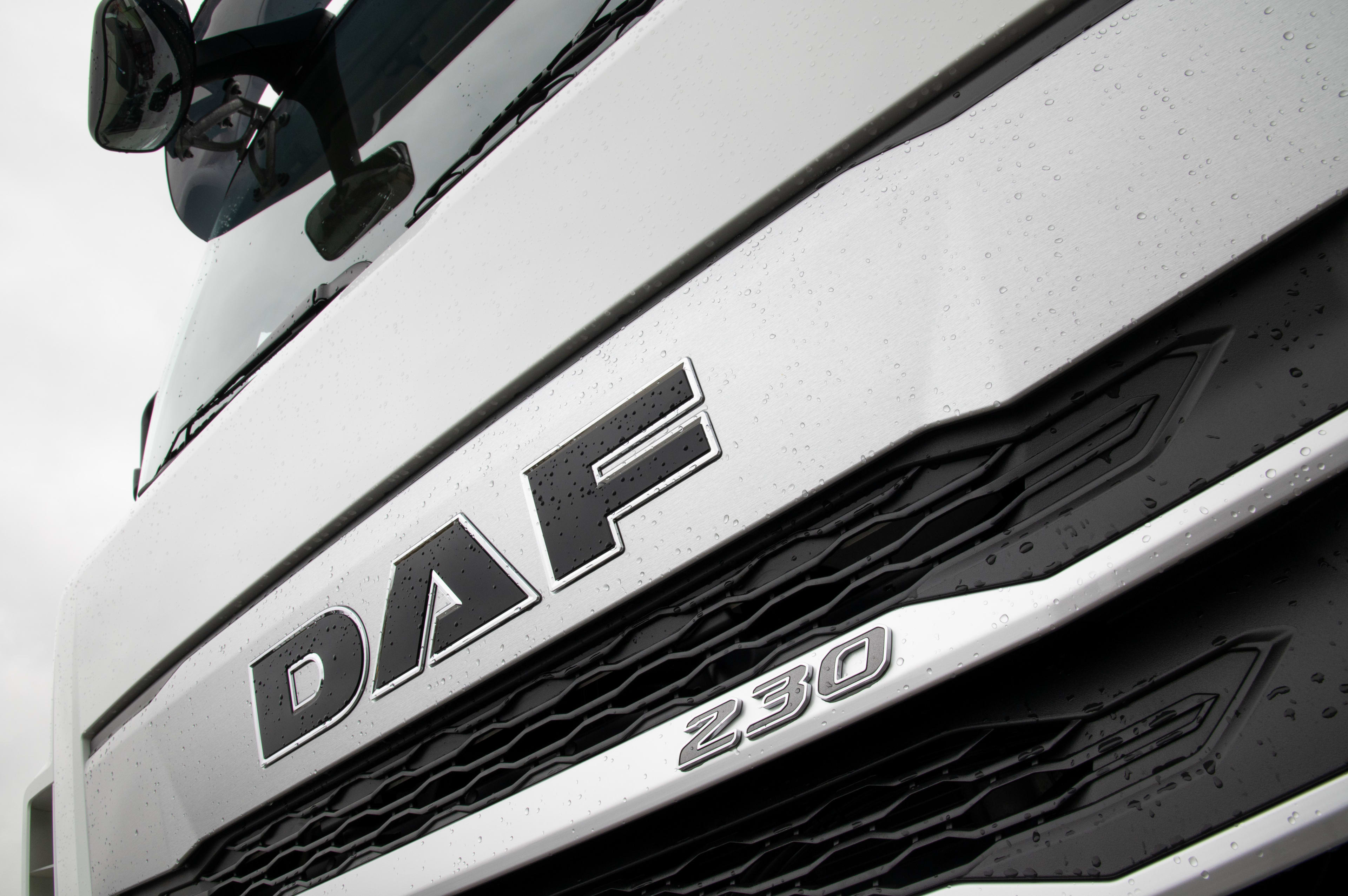 DAF XB 230 FA 4X2 5