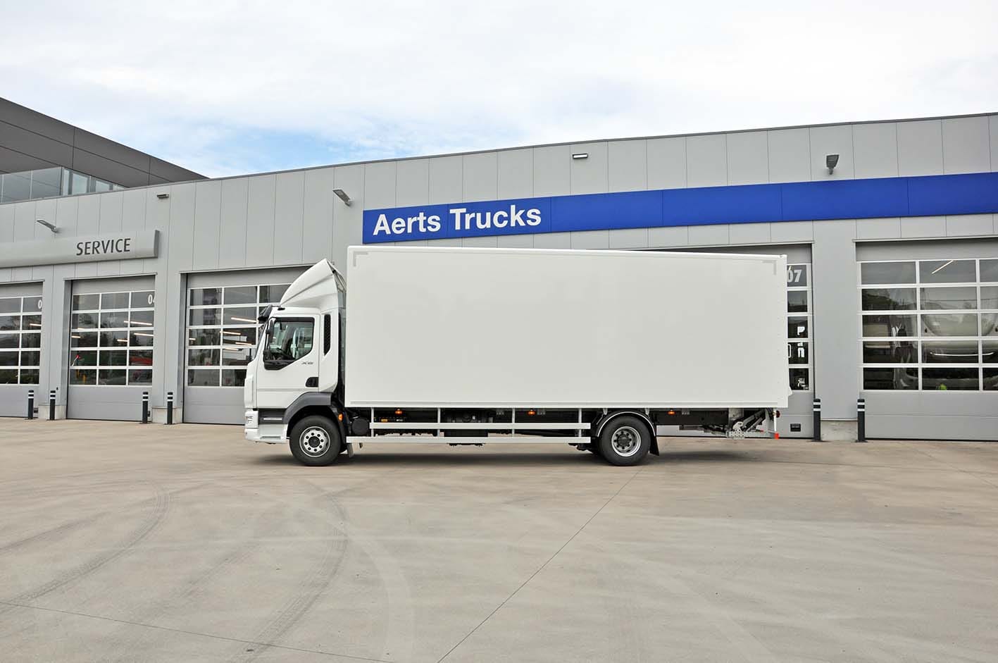 DAF XB 290 FA 4X2 9