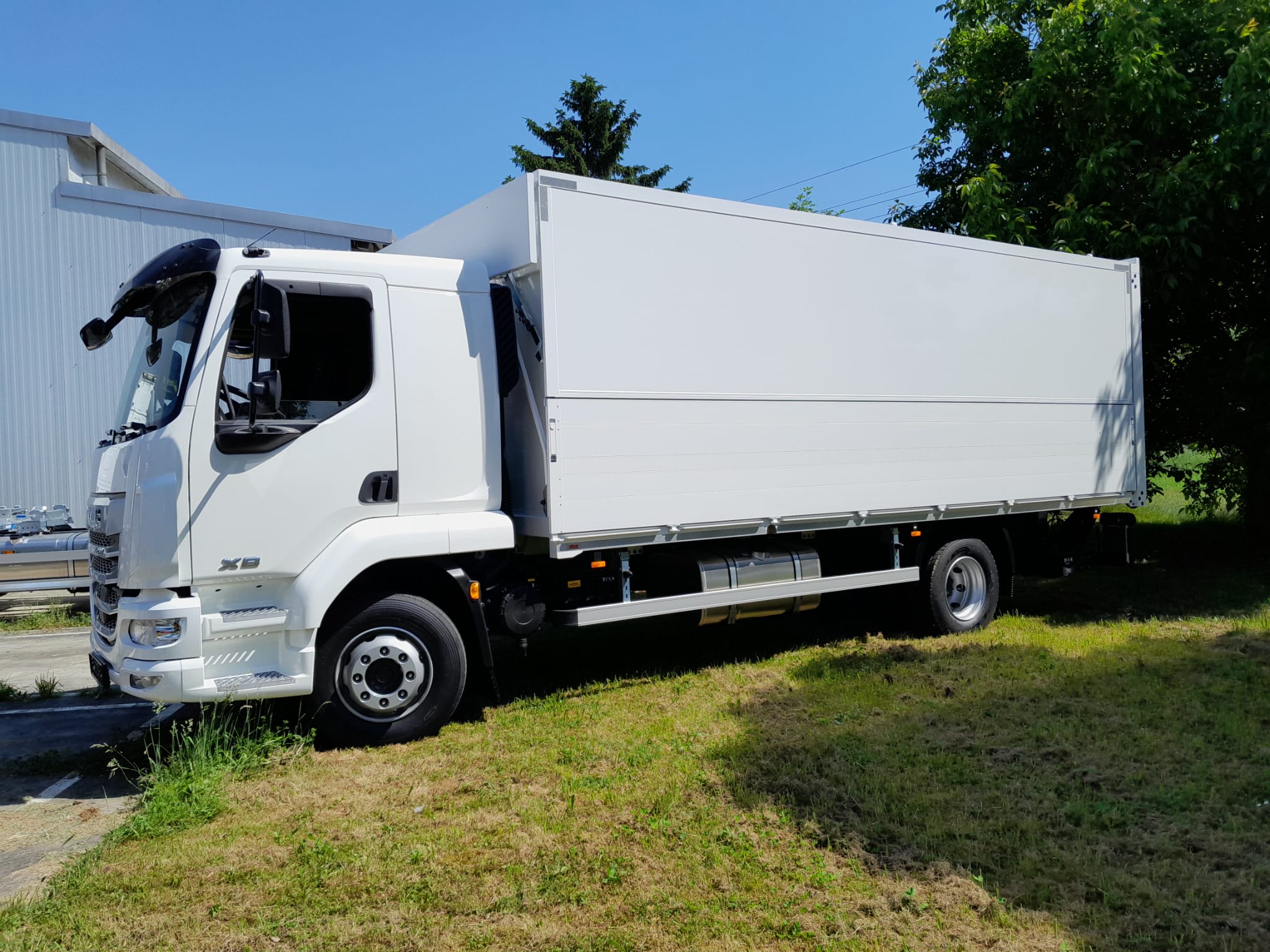 DAF XB 290 FA 4X2 9