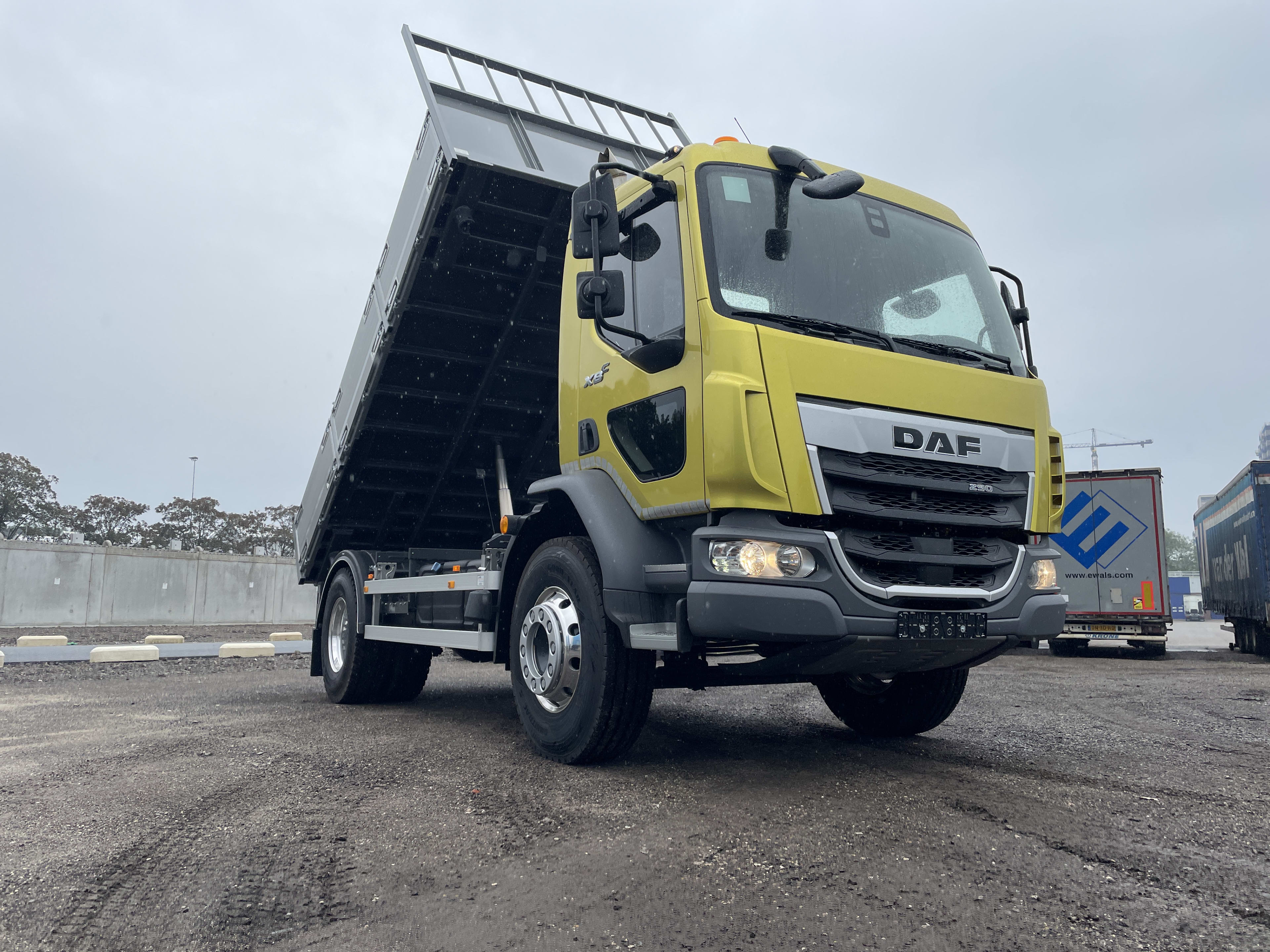 DAF XB 290 FA 4X2 1