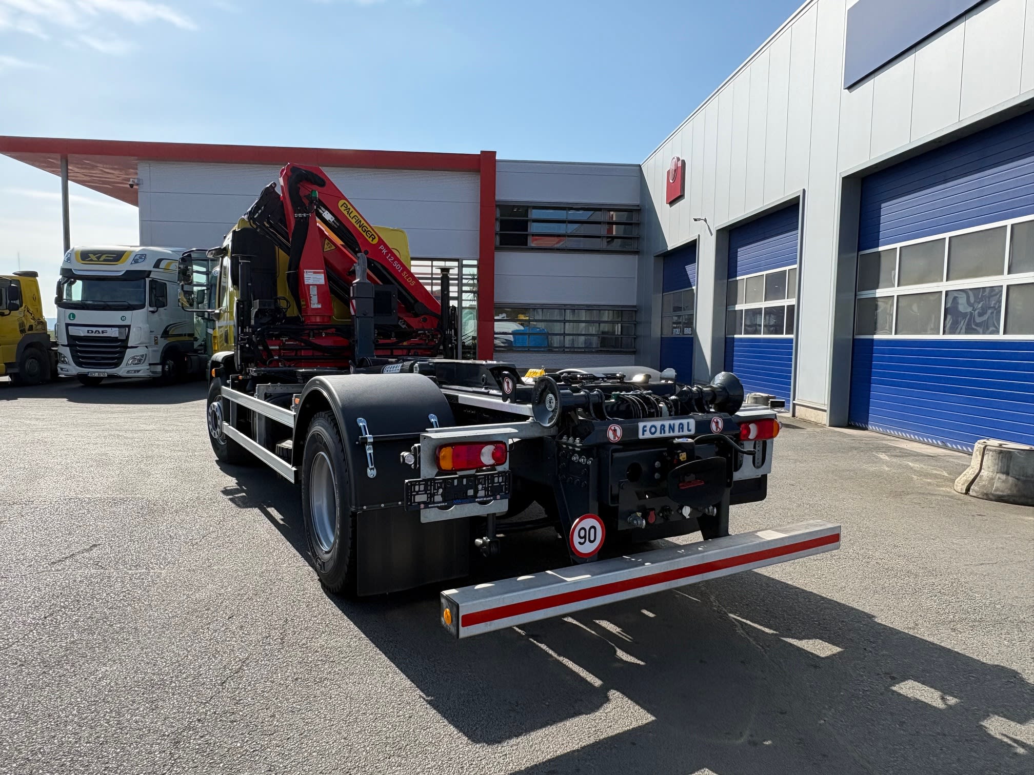 DAF XB 310 FA 4X2 4