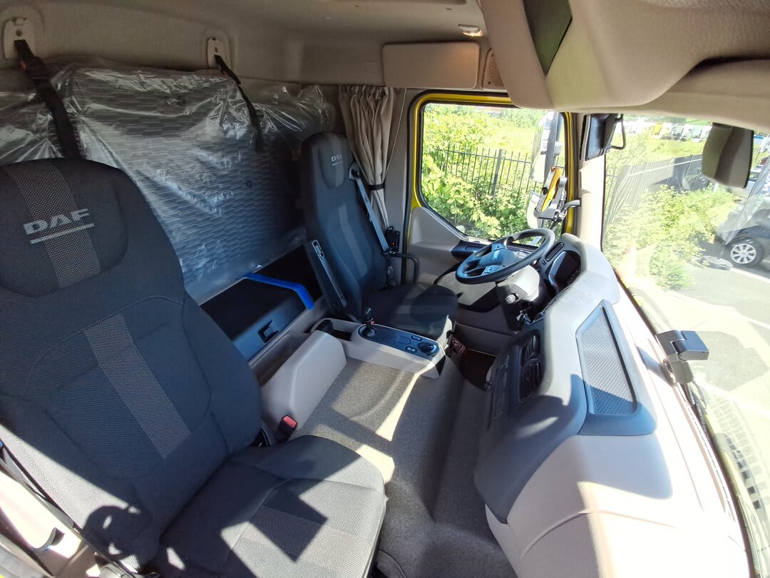 DAF XB 290 FA 4X2 29