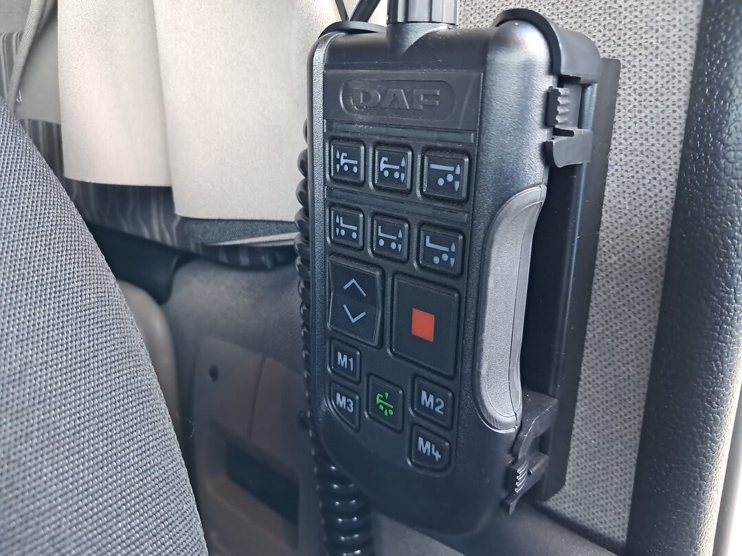 DAF XB 290 FA 4X2 10