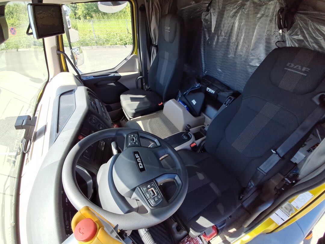 DAF XB 290 FA 4X2 12