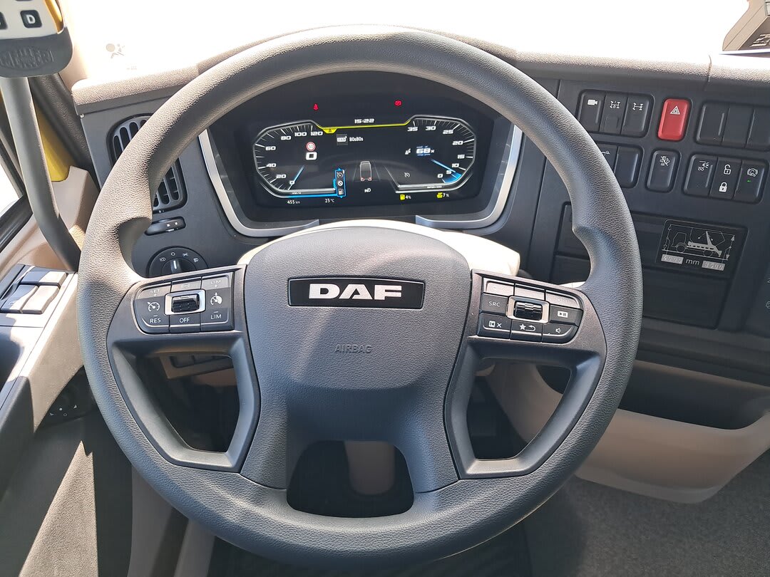 DAF XB 290 FA 4X2 23