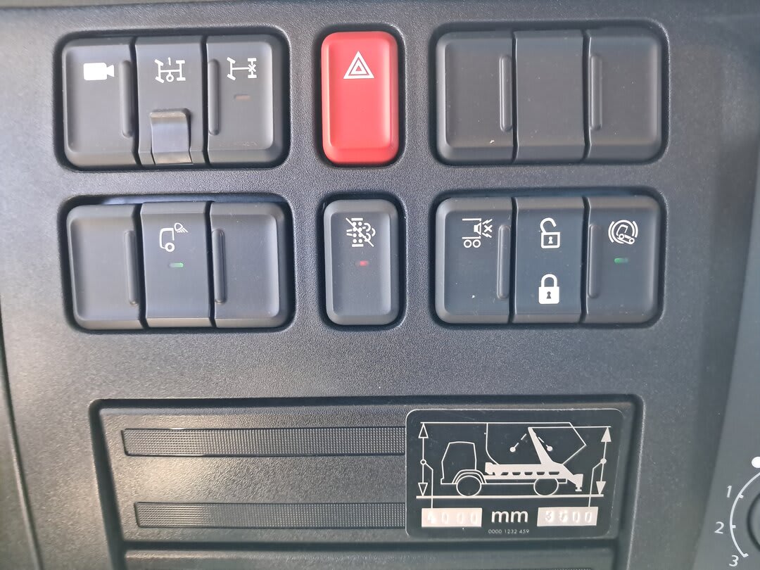 DAF XB 290 FA 4X2 16