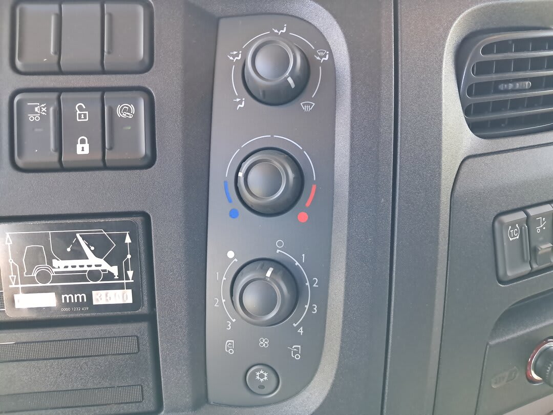 DAF XB 290 FA 4X2 14