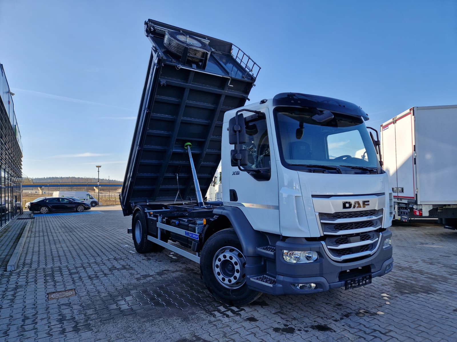 DAF XB 310 FA 4X2 13