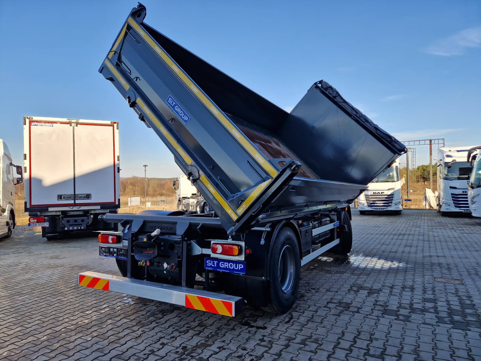 DAF XB 310 FA 4X2 16