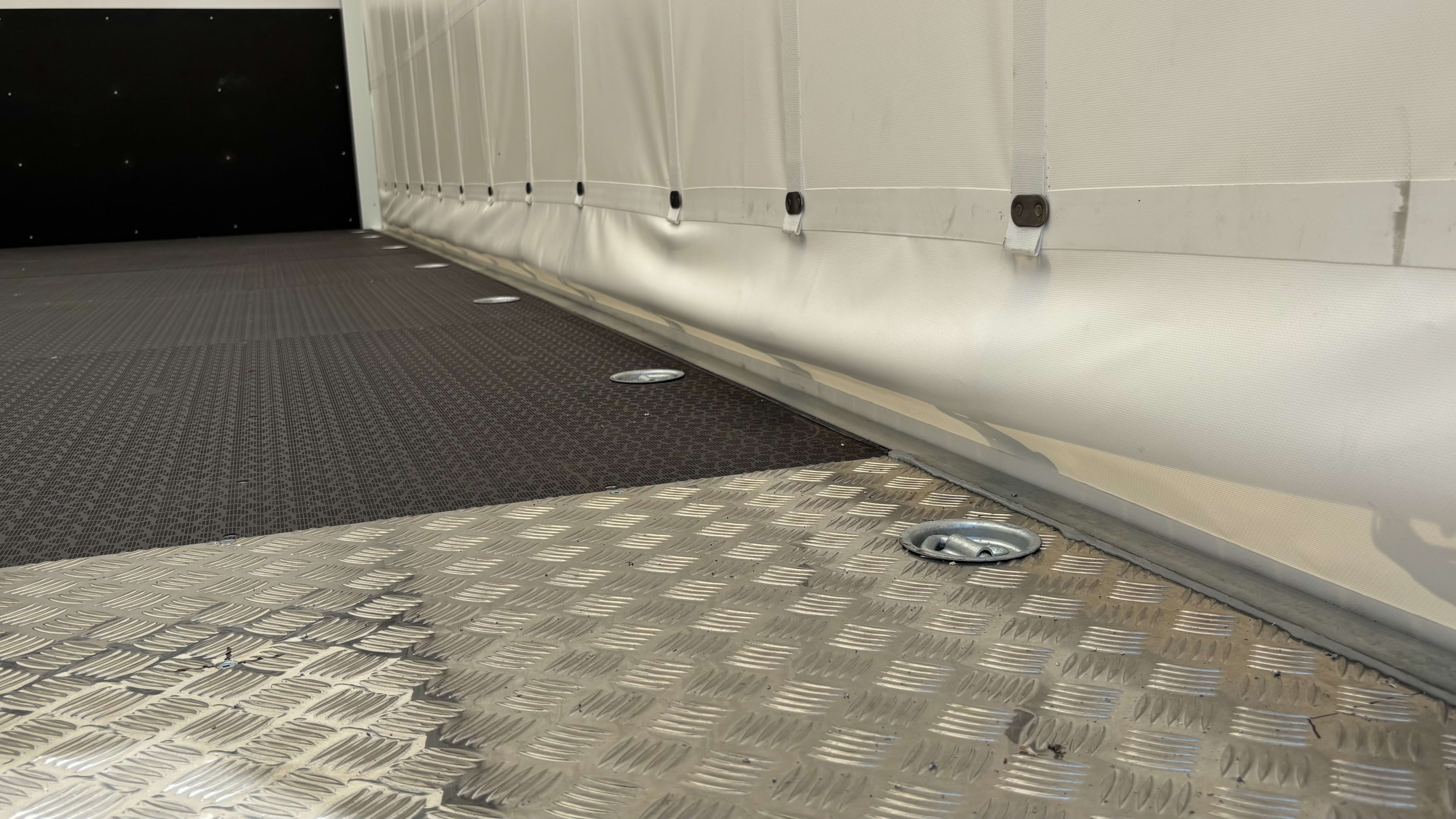 DAF XB 310 FA 4X2 12