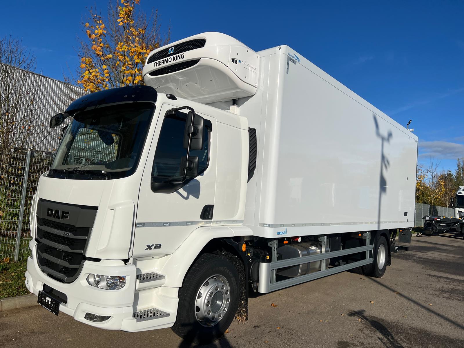 DAF XB 310 FA 4X2 6