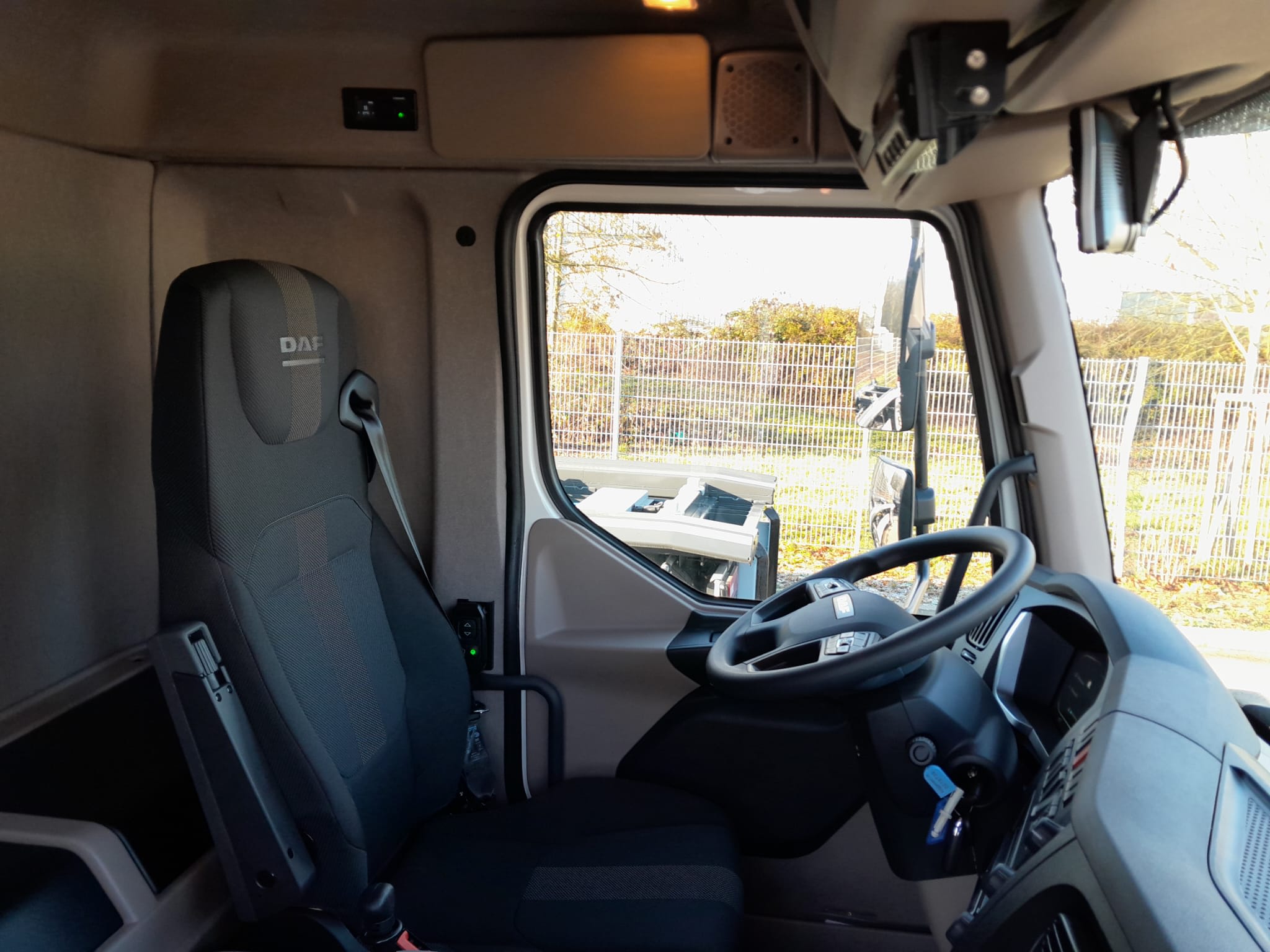 DAF XB 310 FA 4X2 32