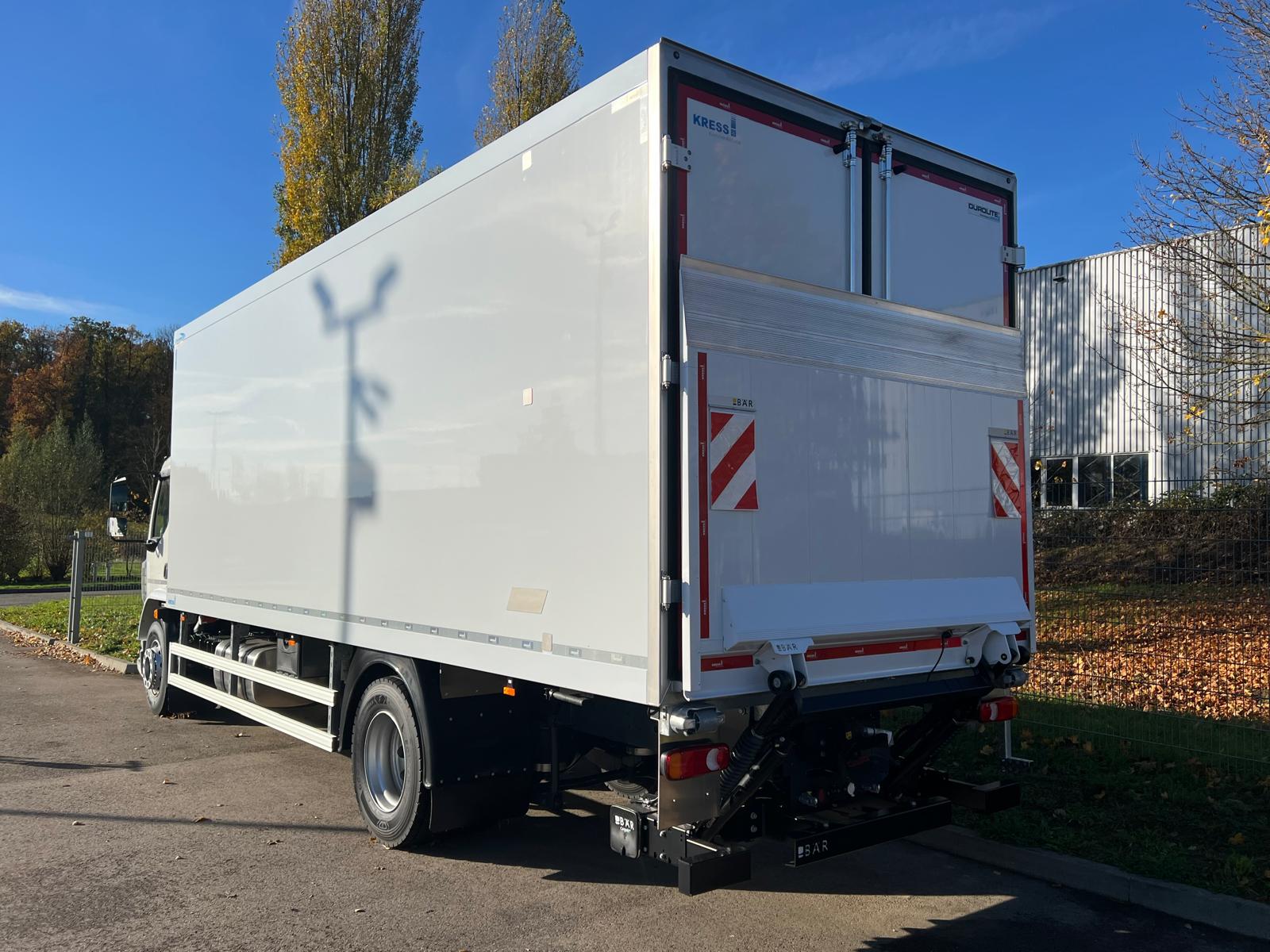 DAF XB 310 FA 4X2 7