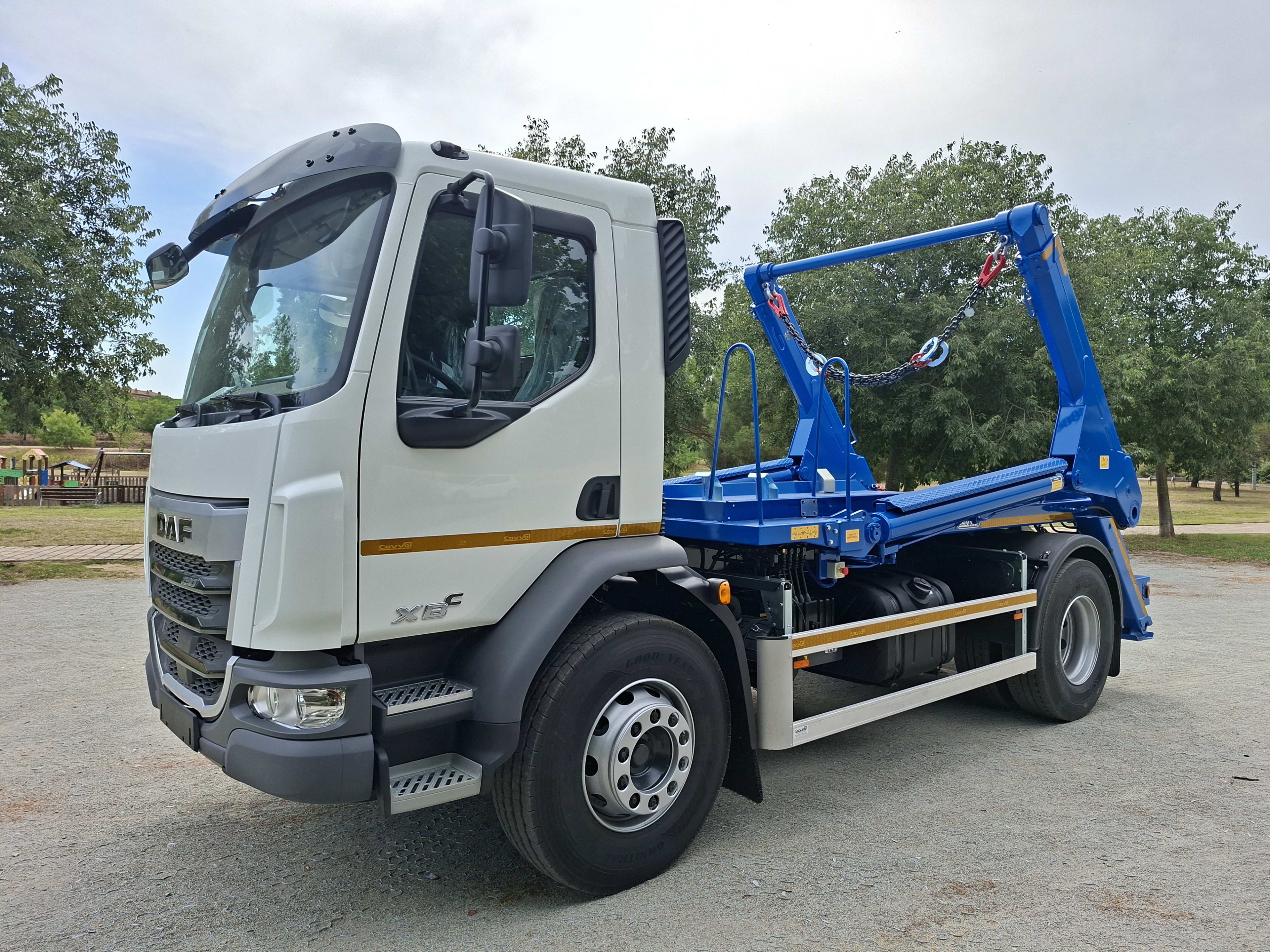 DAF XB 290 FA 4X2 1