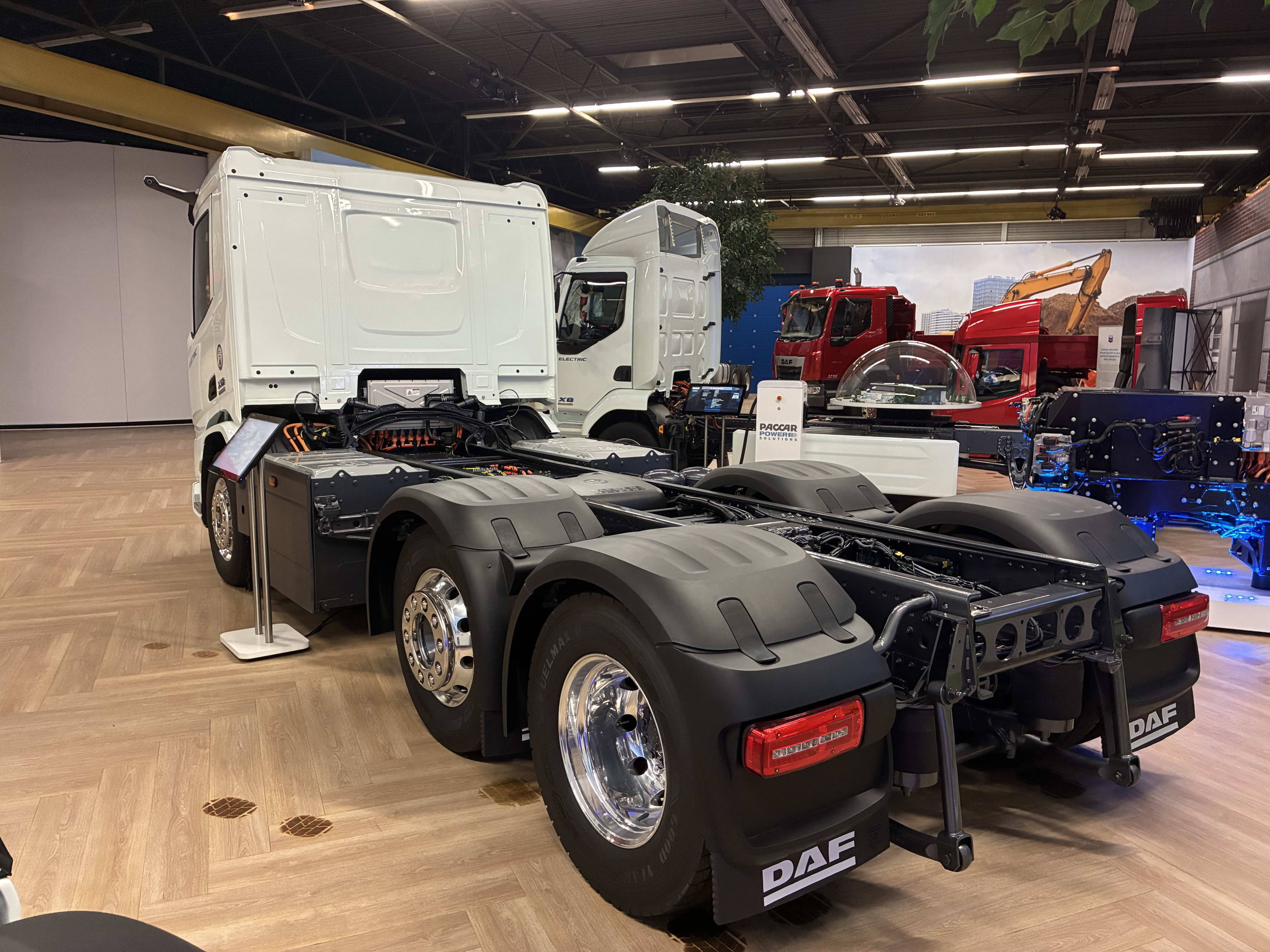 DAF XD 220 FAG 6X2 G 0