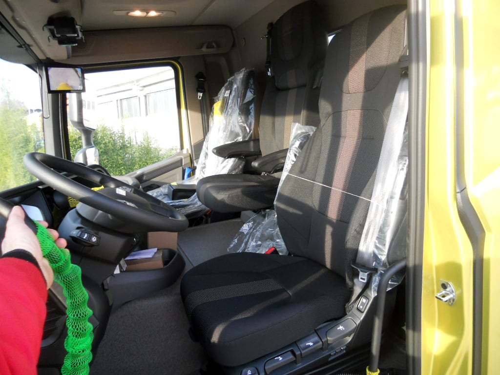 DAF XD 450 FAN 6X2 N 8