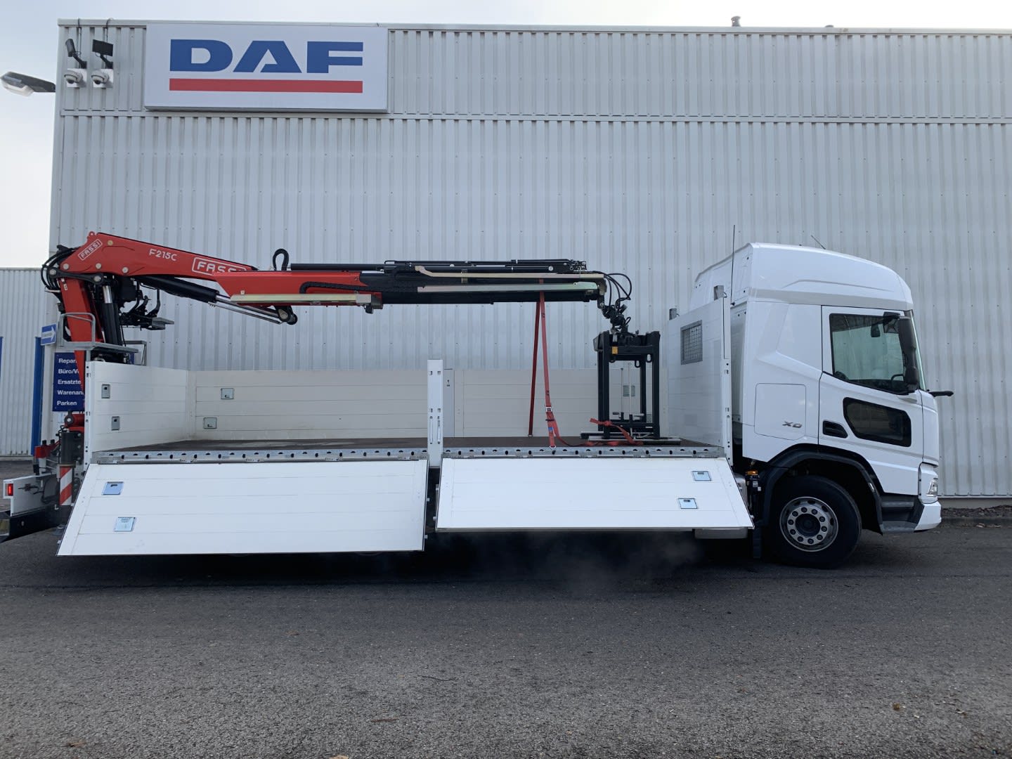 DAF XD 450 FAN 6X2 N 4