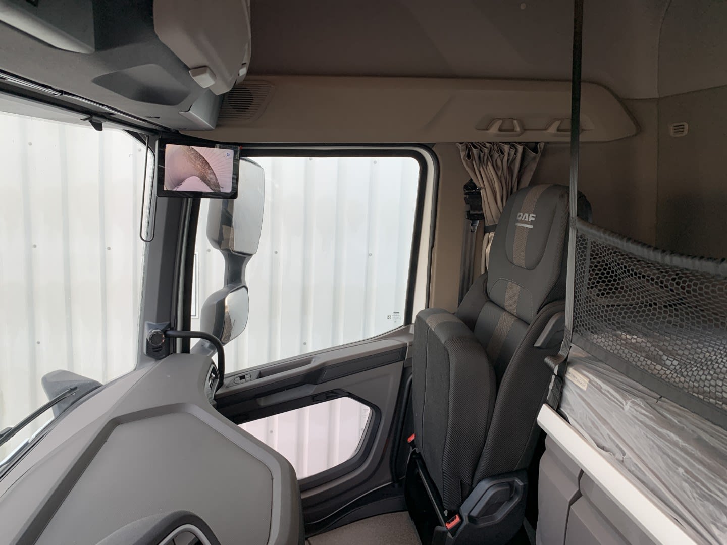 DAF XD 450 FAN 6X2 N 32