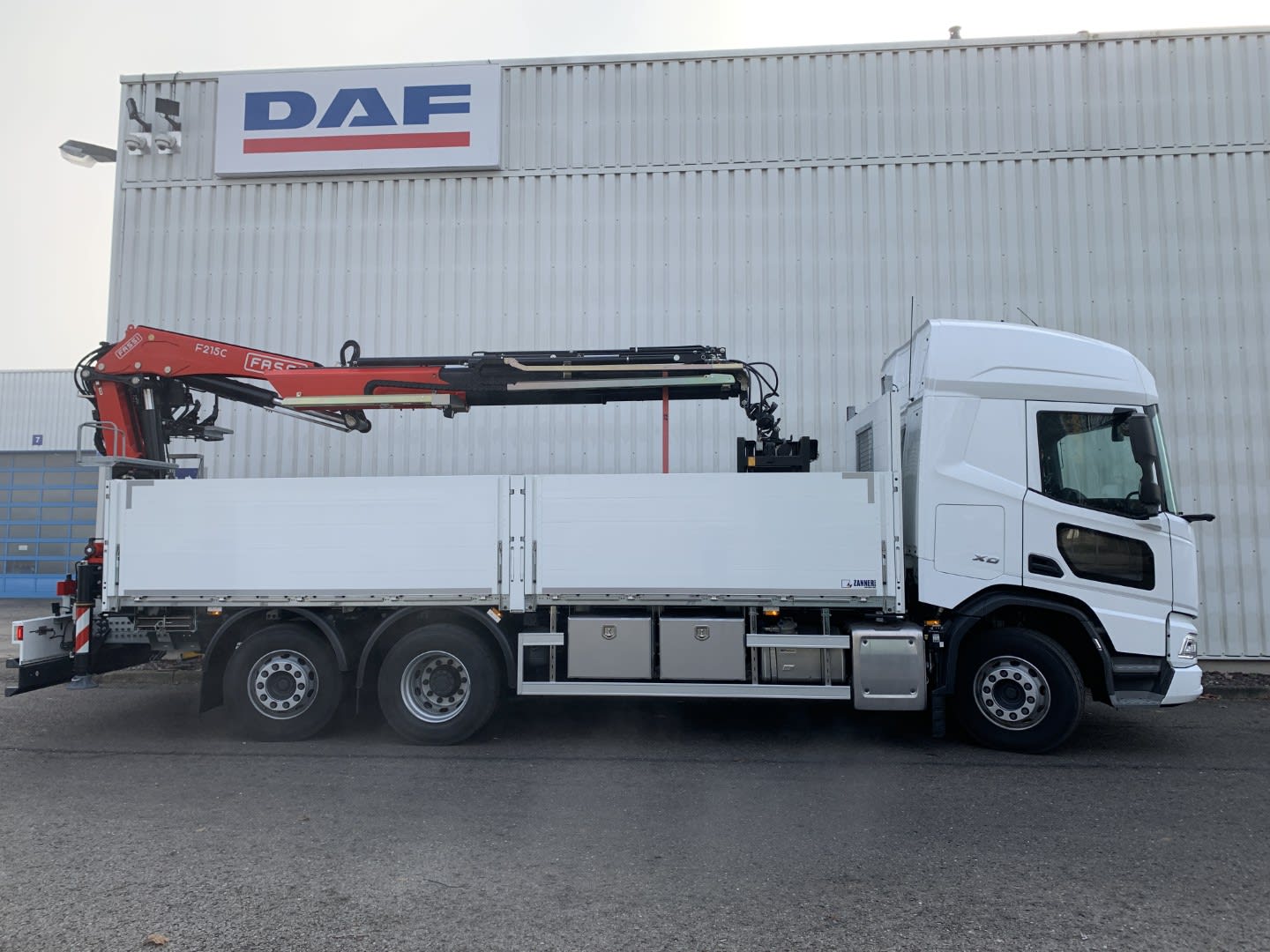 DAF XD 450 FAN 6X2 N 12