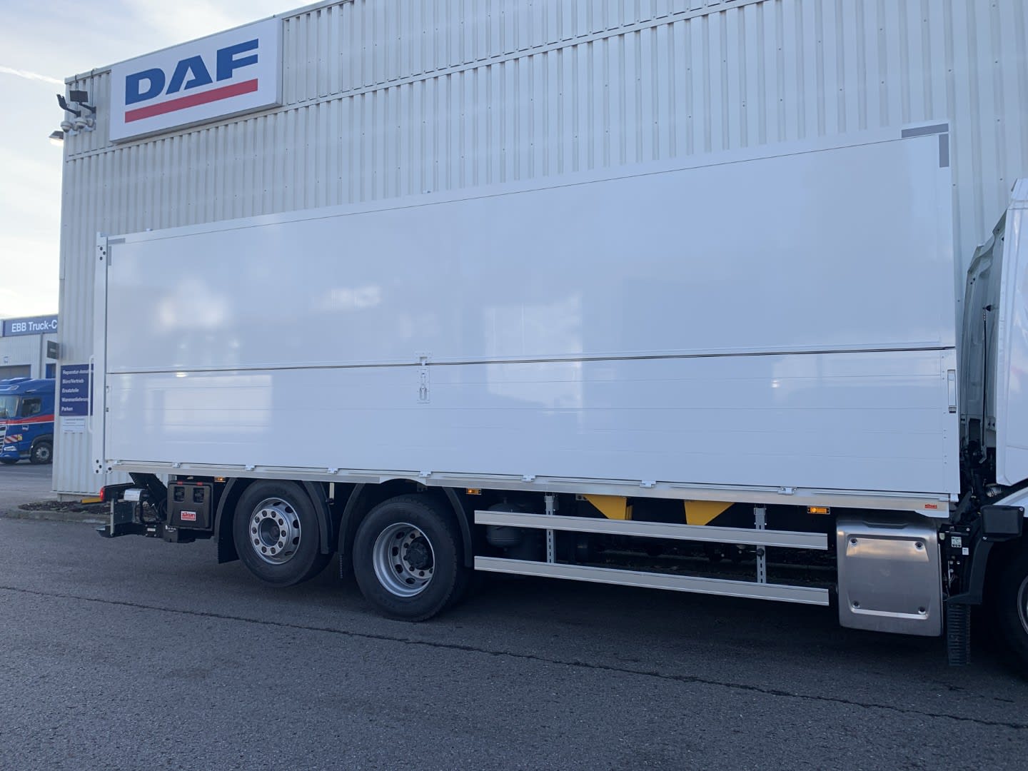 DAF XD 450 FAN 6X2 N 17